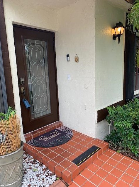 6200 Olivewood Cir, Lake Worth, FL 33463-2426