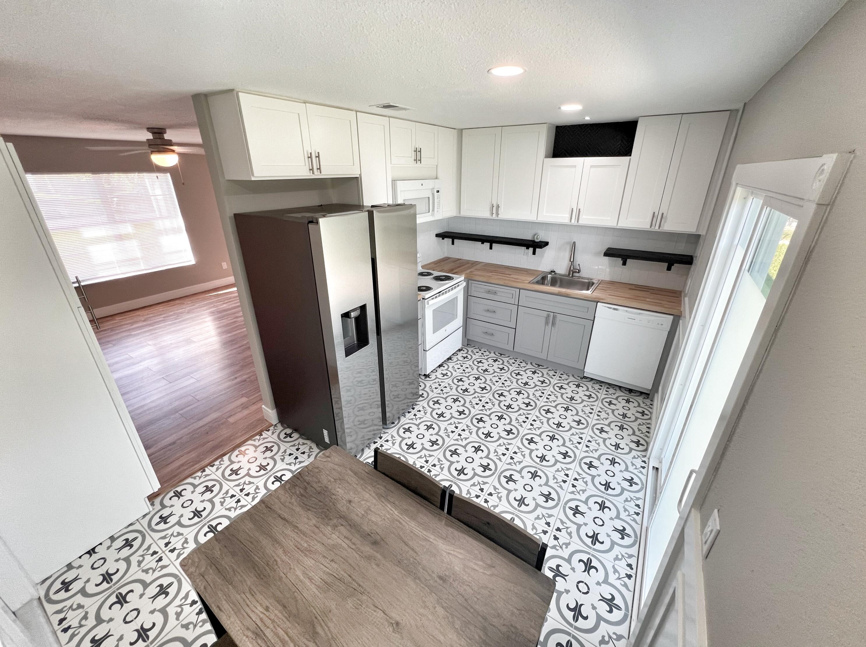 271 Nw Archer Ave, Fort Pierce, FL 34983