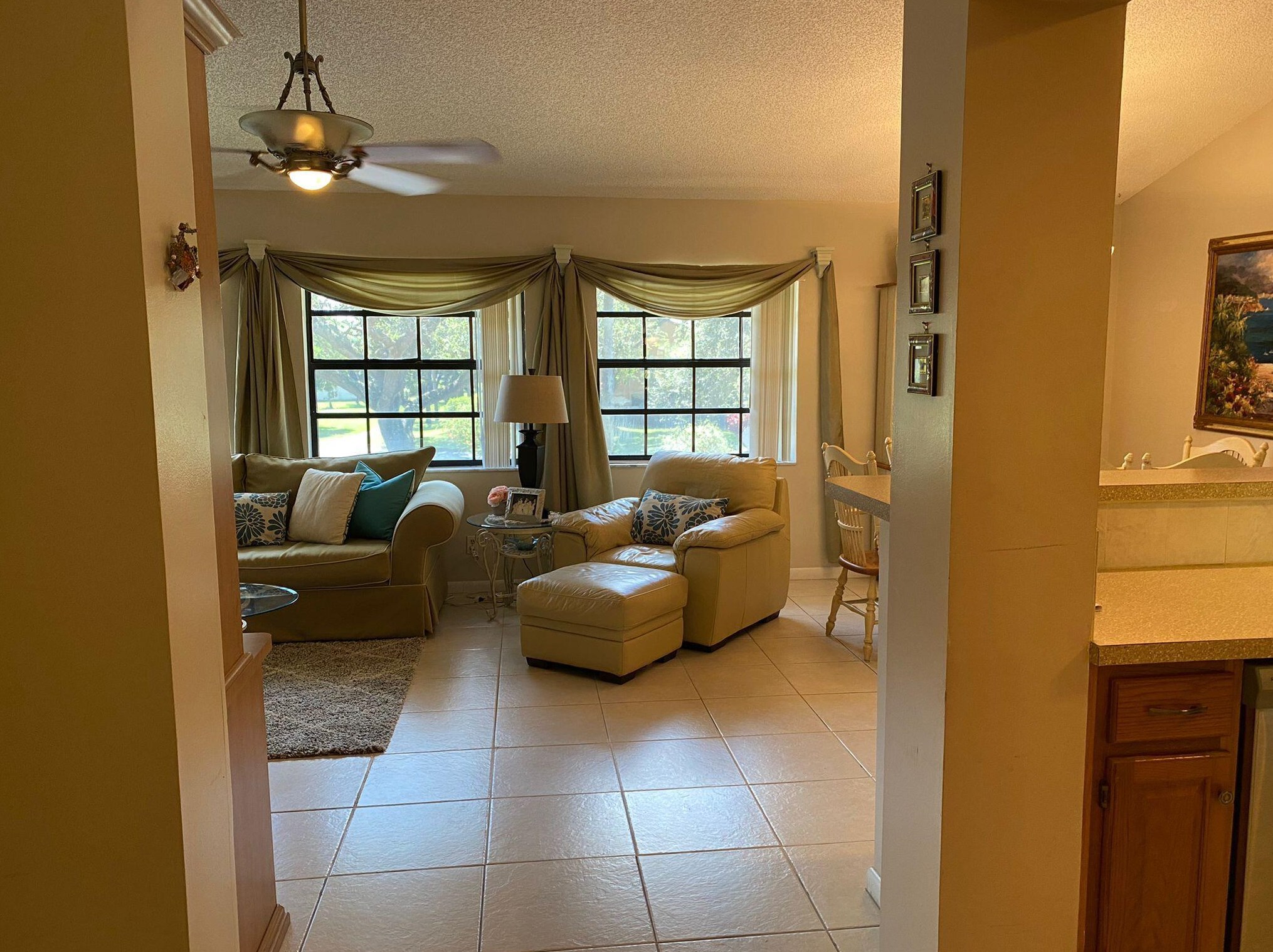 3211 Jog Park Dr, Lake Worth, FL 33467-2015
