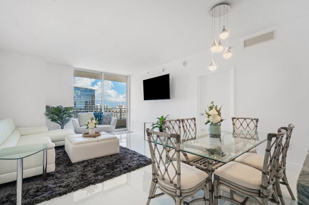 550 Okeechobee Blvd #1809, West Palm Beach, FL 33401