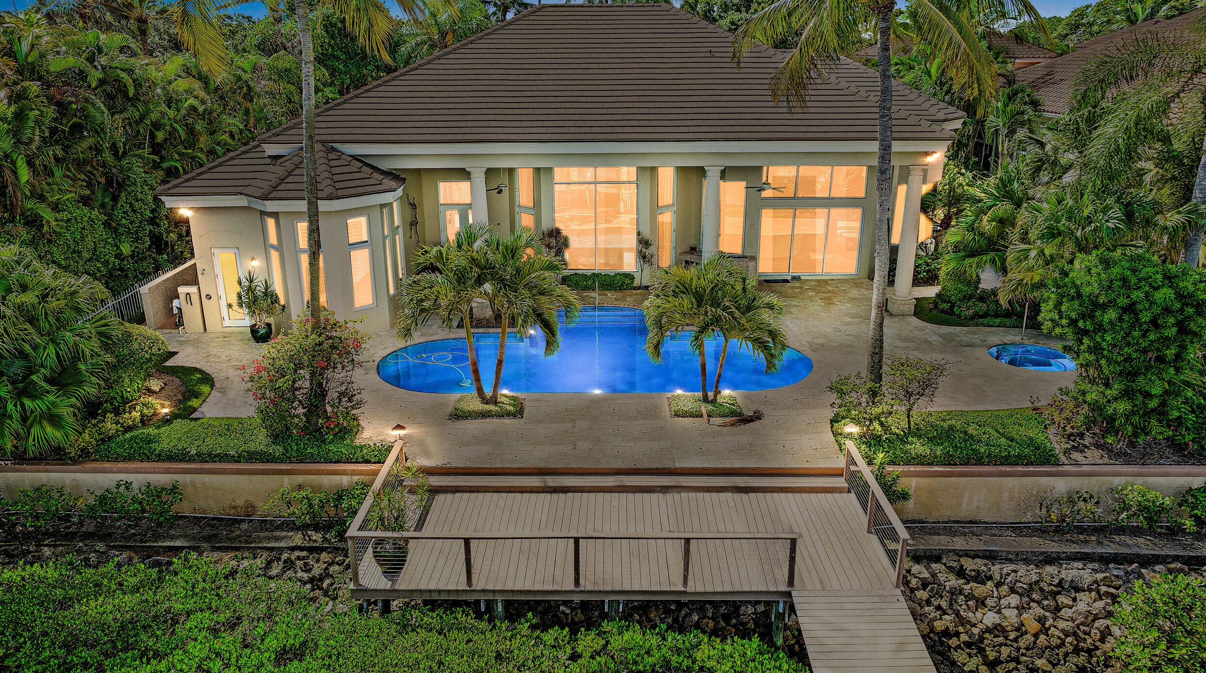142 Spyglass Ln, Jupiter, FL 33477-4037