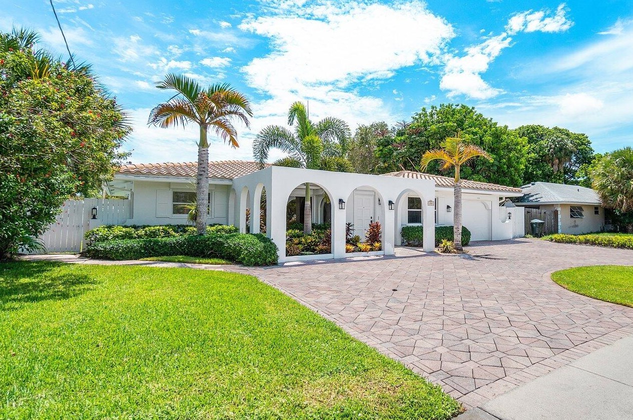 658 W Palmetto Park Rd, Boca Raton, FL 33486