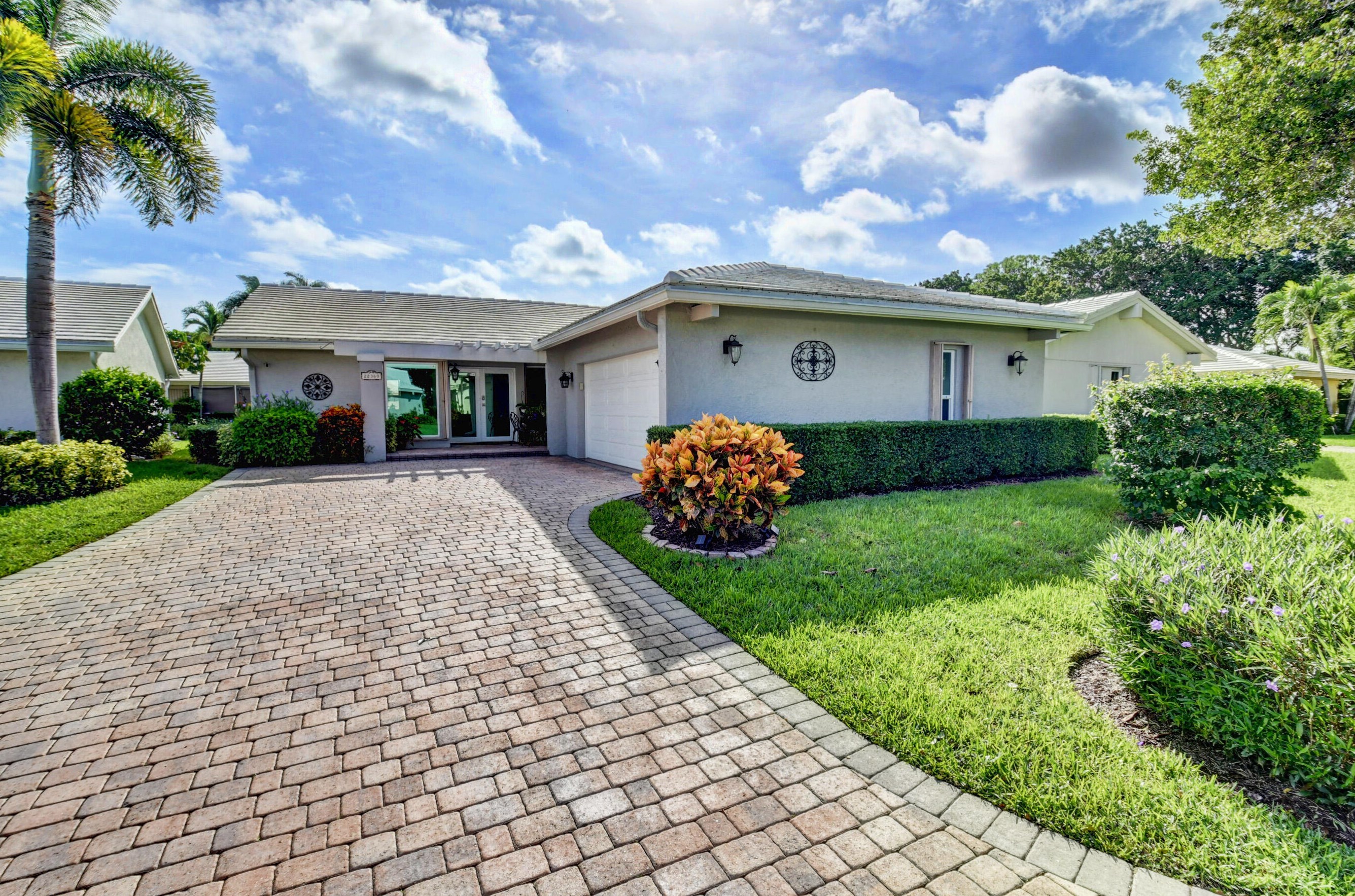 22360 Greentree Cir, Boca Raton, FL 33433-5330