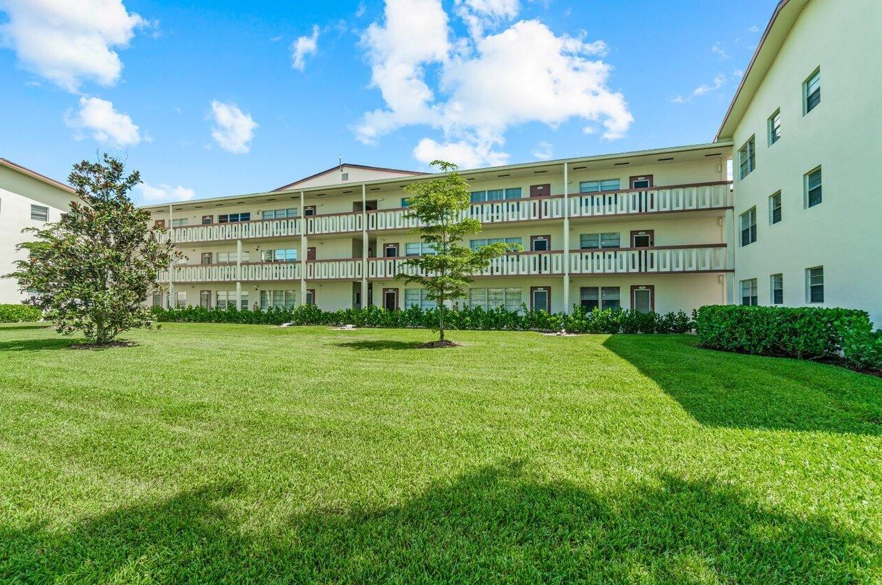 117 Preston C, Boca Raton, FL 33434-4954