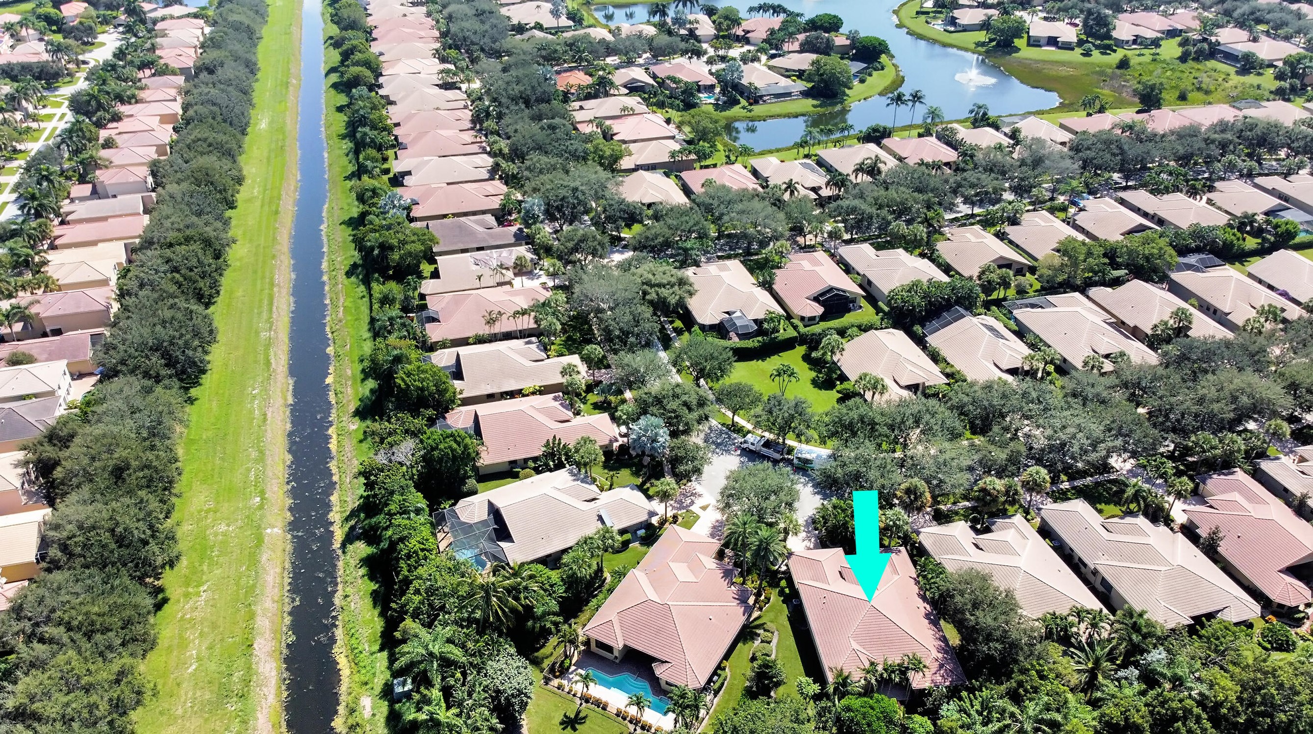 7723 Via Grande, Boynton Beach FL  33437-7516 exterior