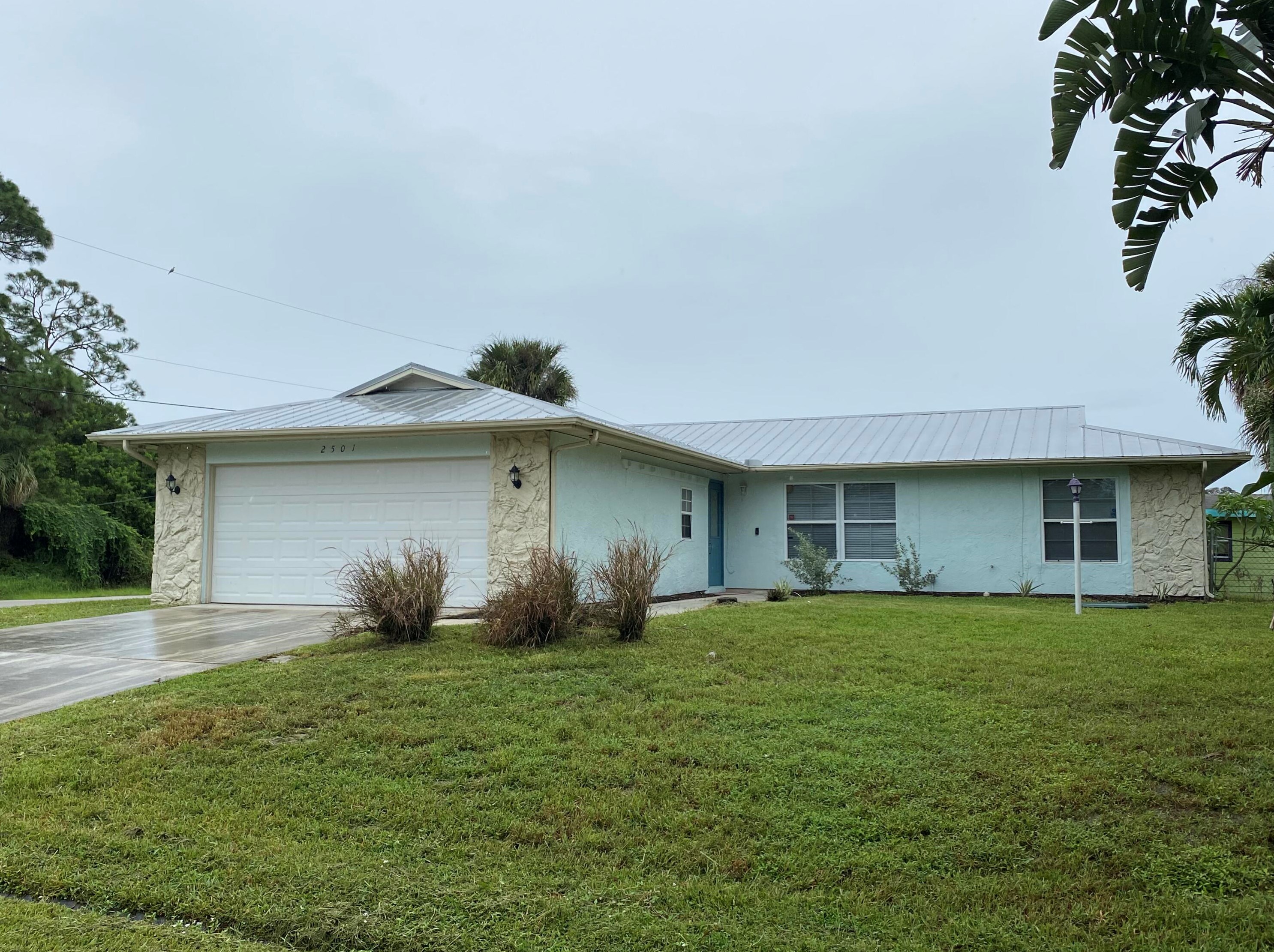 2501 Sw Beverly St, Fort Pierce, FL 34953