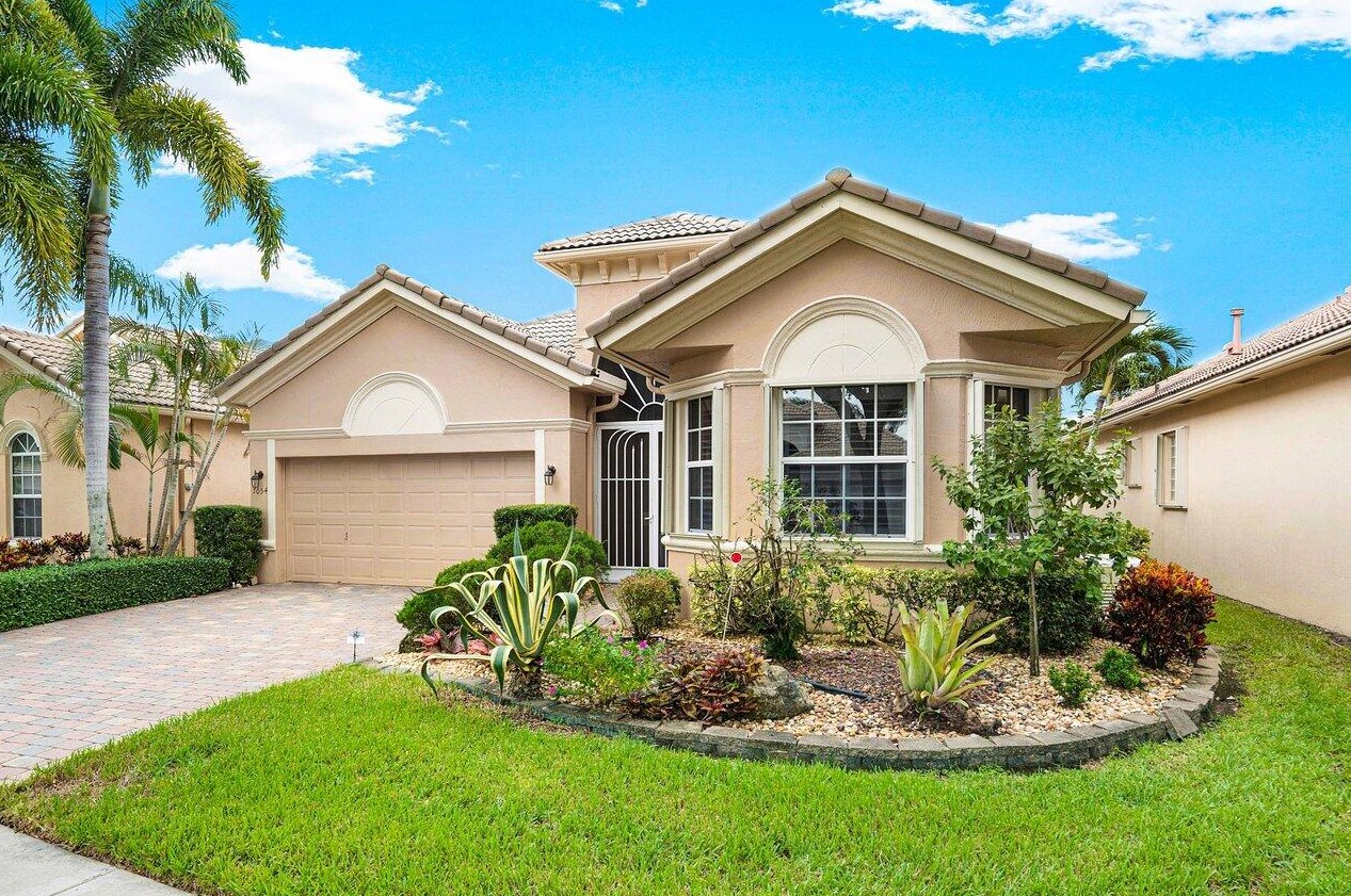 7054 Vesuvio Pl, Boynton Beach, FL 33437-3746