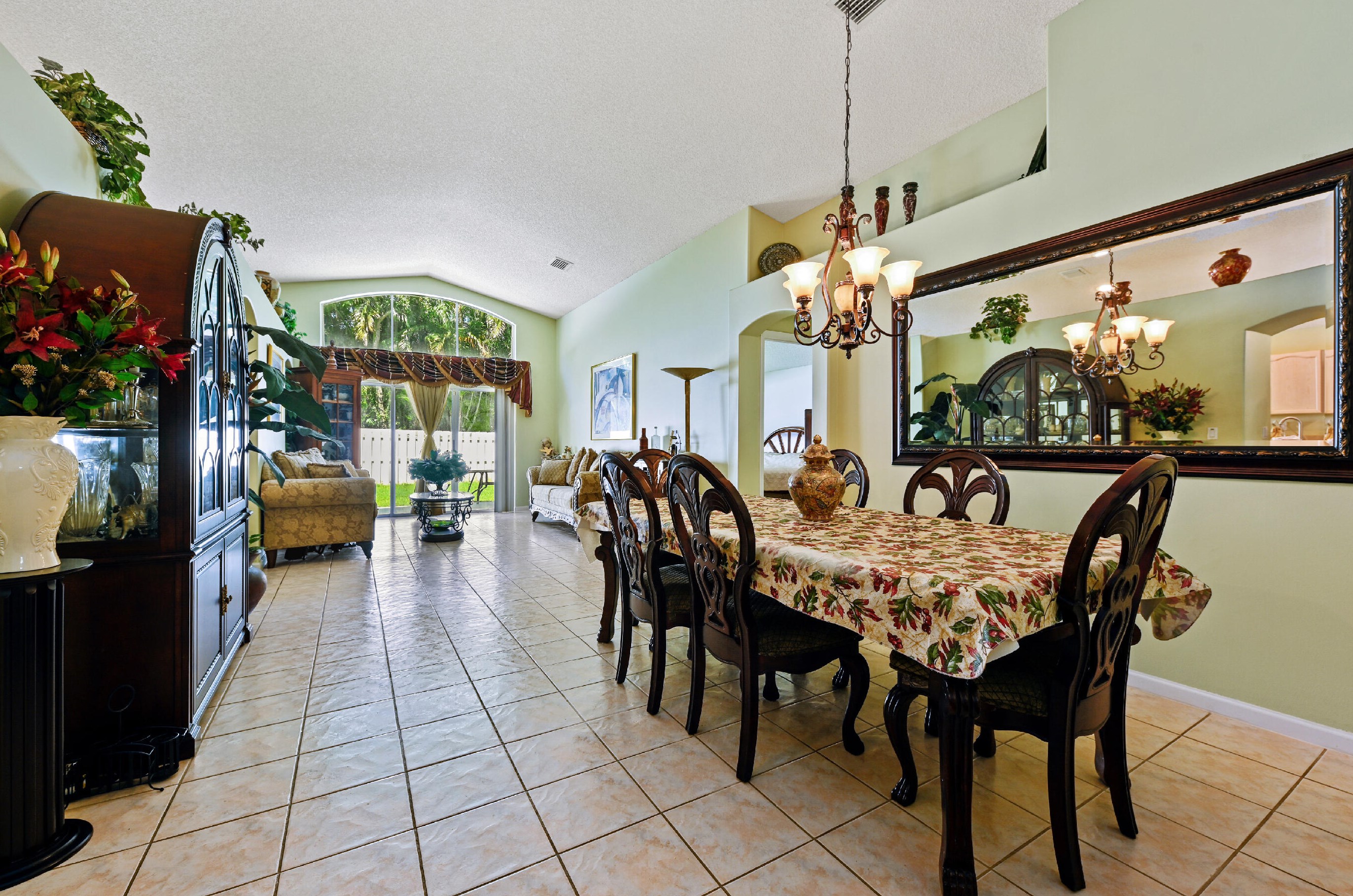 6428 Barton Creek Cir, Lake Worth, FL 33463-6547