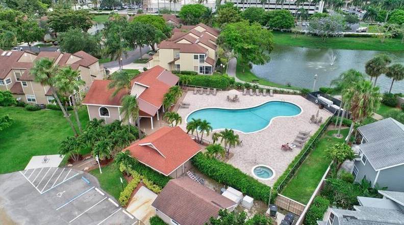 5108 Coronado Rdg, Boca Raton FL  33486-1444 exterior