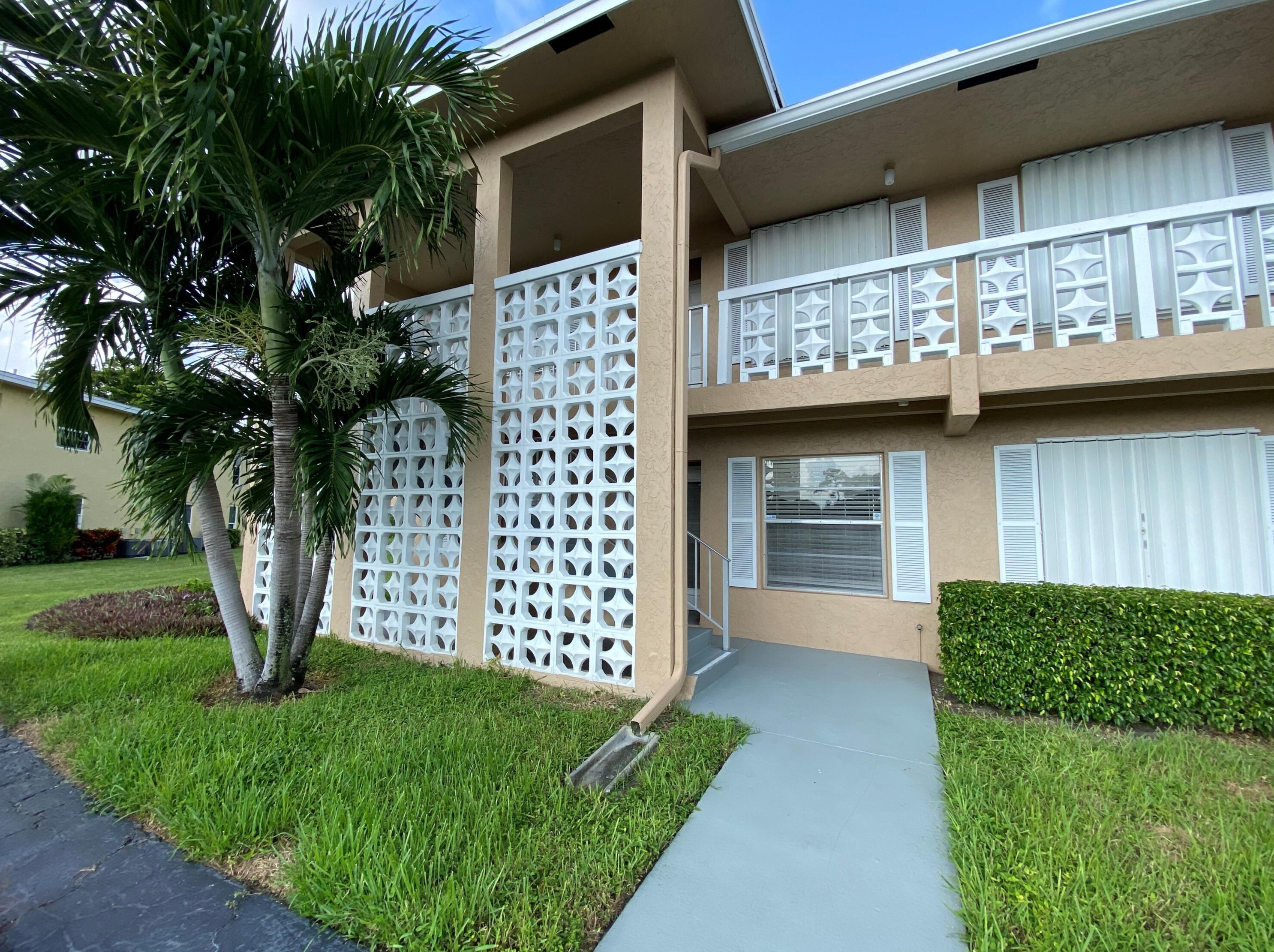 1051 Orange Ter #101, Delray Beach, FL 33445