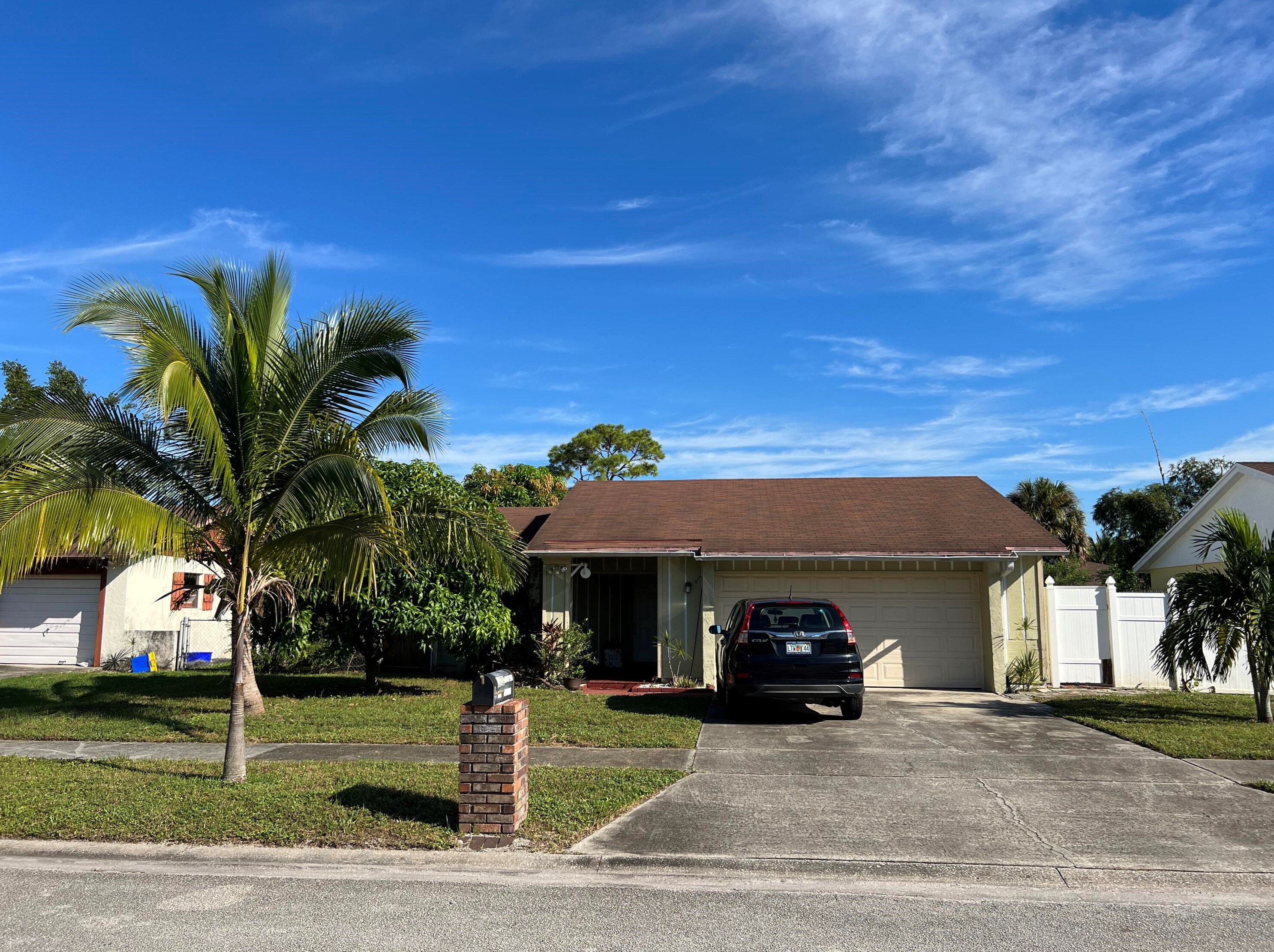 6321 Harwich Center Rd, West Palm Beach, FL 33417-5458