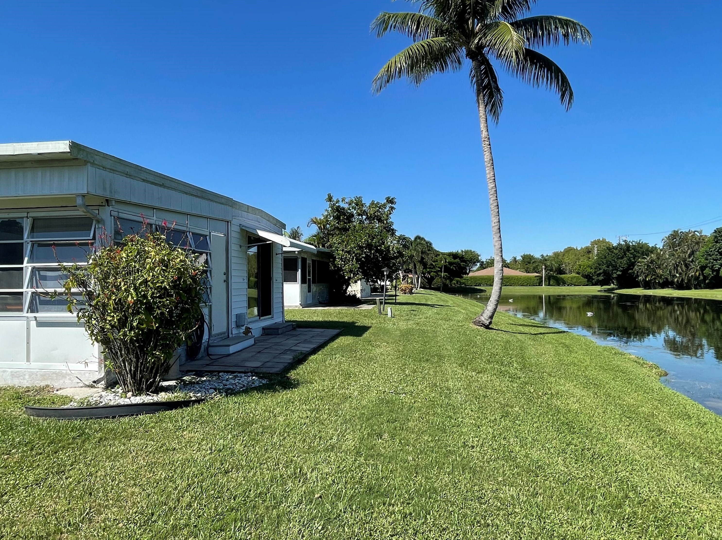 8351 Chisum Trl, Boca Raton FL 33433-1513 exterior