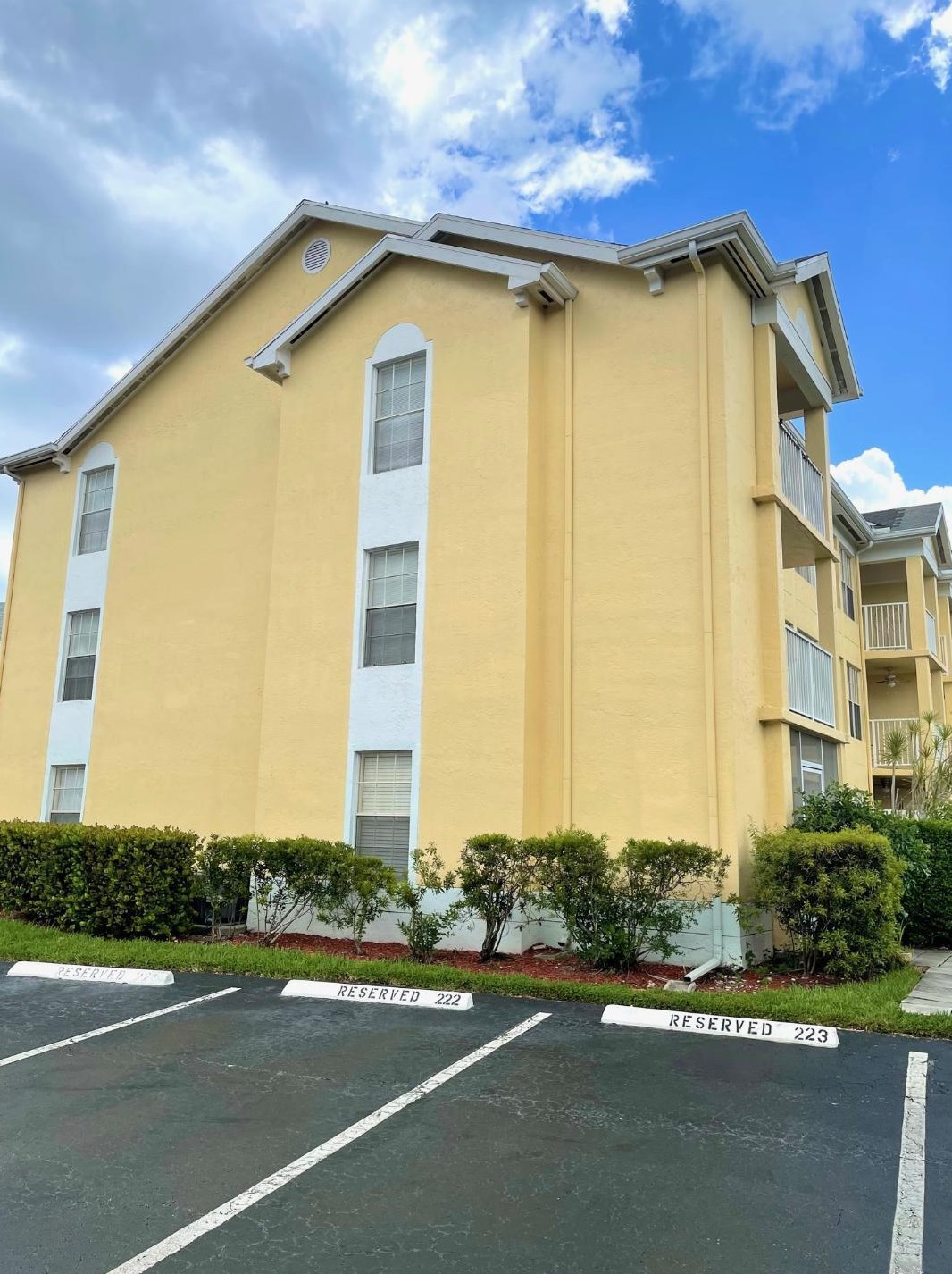 6332 La Costa Dr, Boca Raton, FL 33433-6617