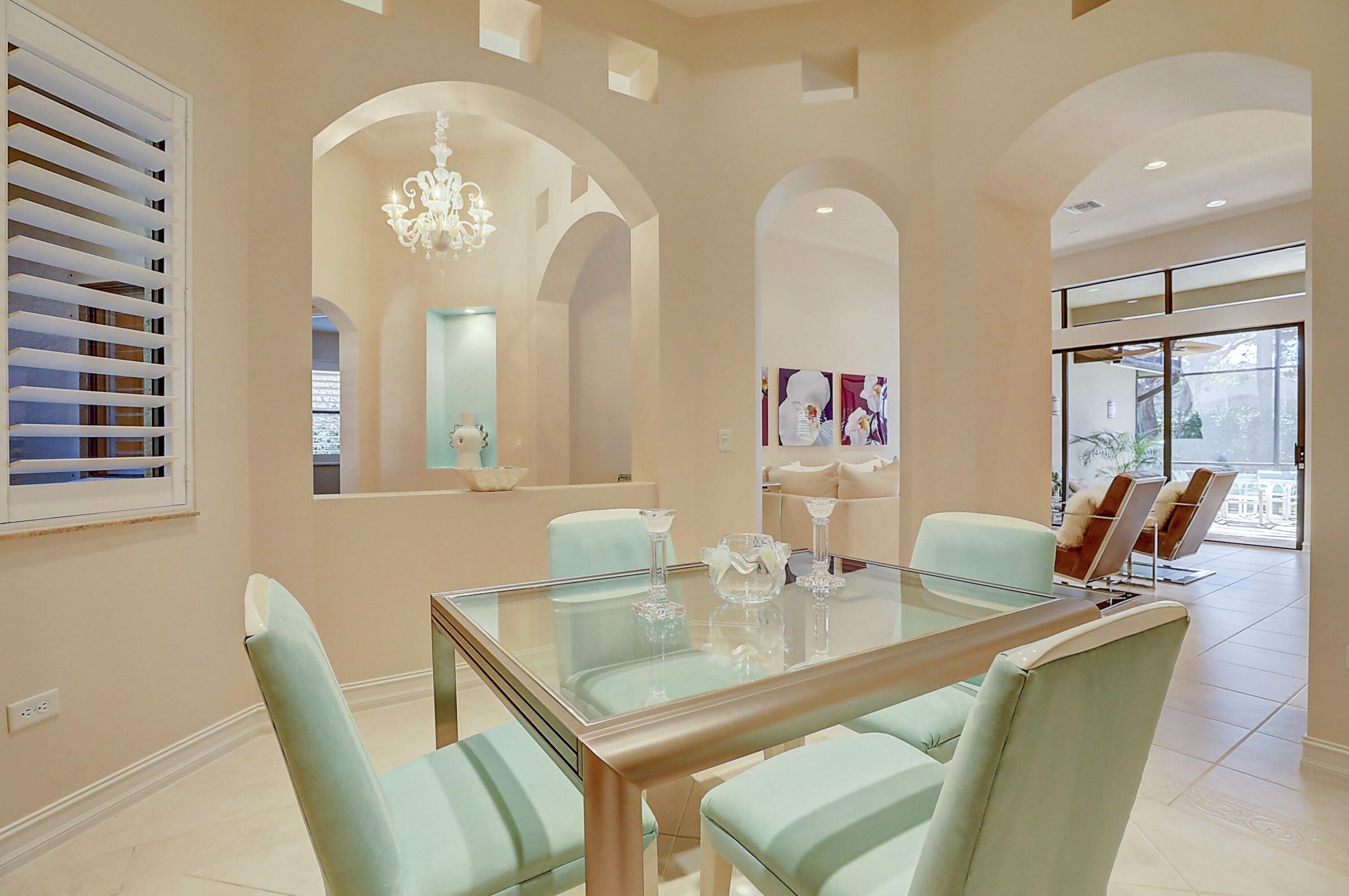7831 Via Grande, Boynton Beach FL  33437-7518 exterior