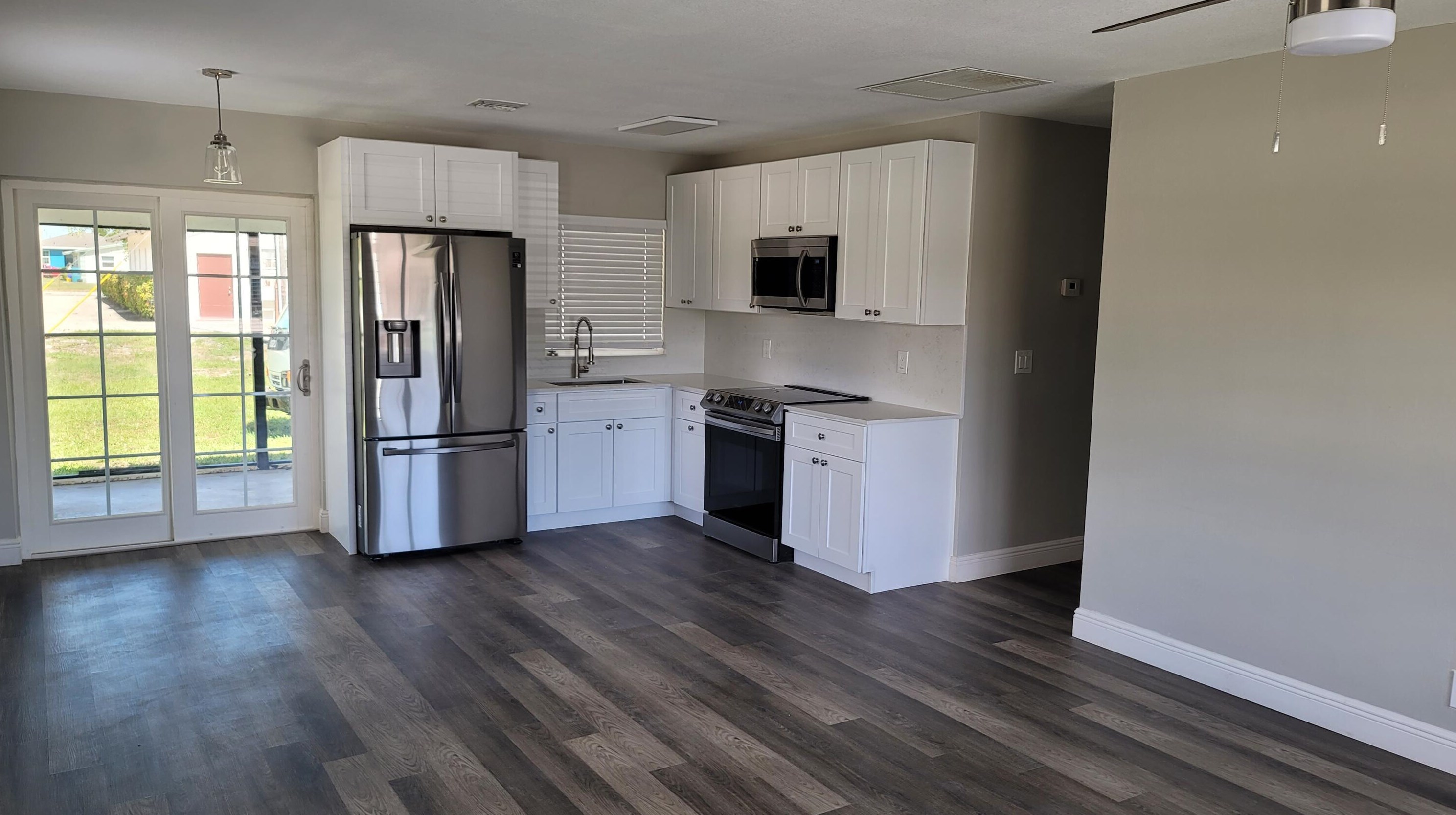559 Nw 9th Ave, Boynton Beach, FL 33435
