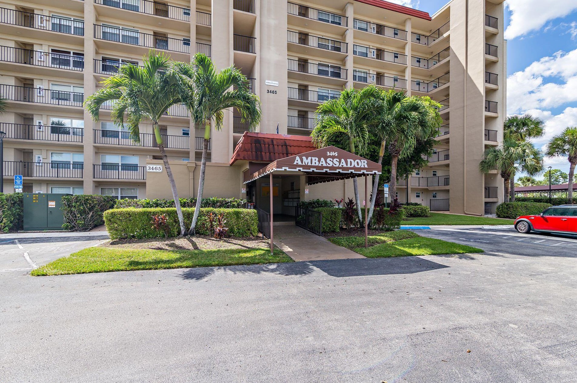 3465 Via Poinciana, Lake Worth, FL 33467-1993