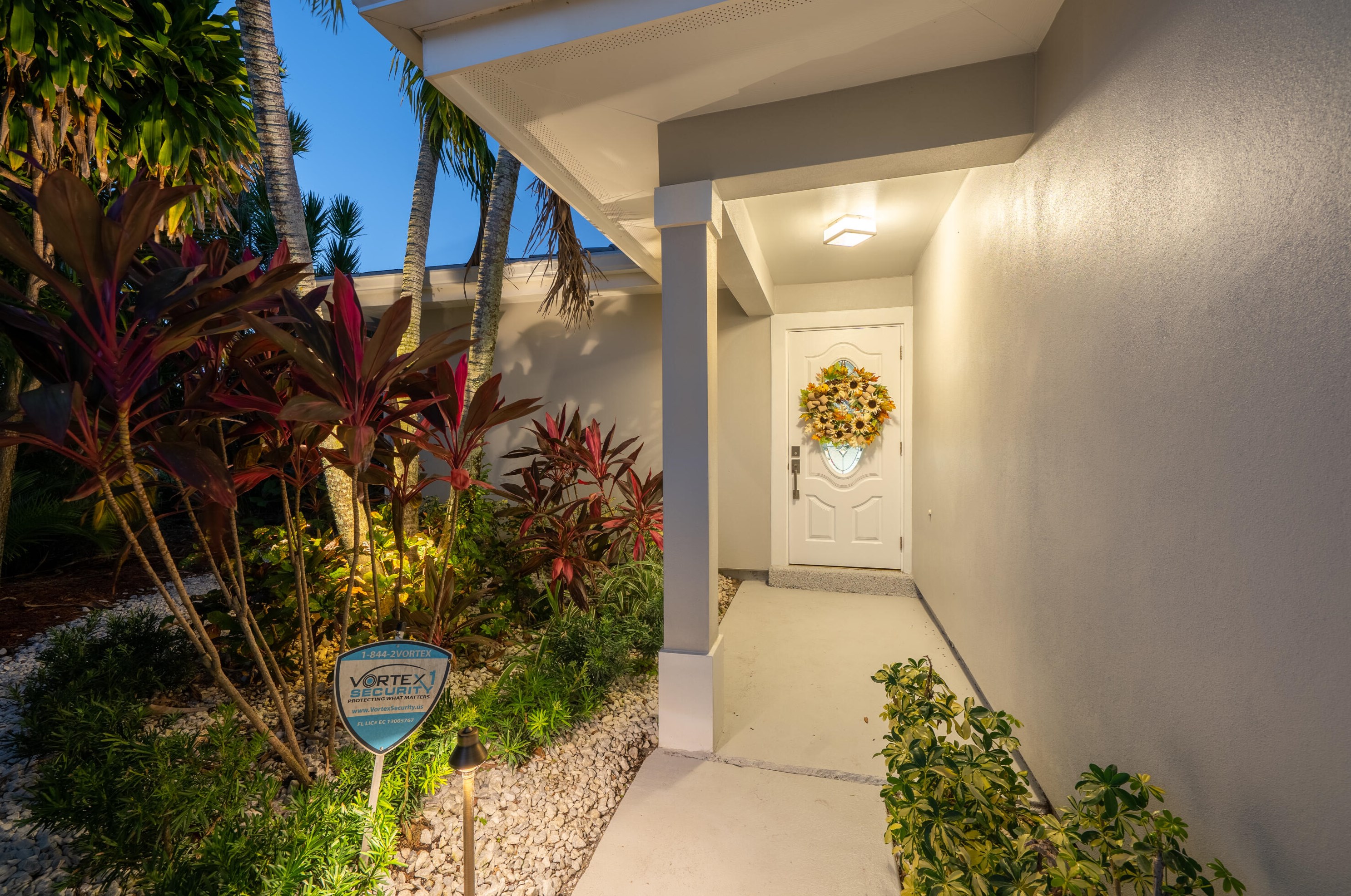 13872 Whispering Lakes Ln, West Palm Beach, FL 33418-1413