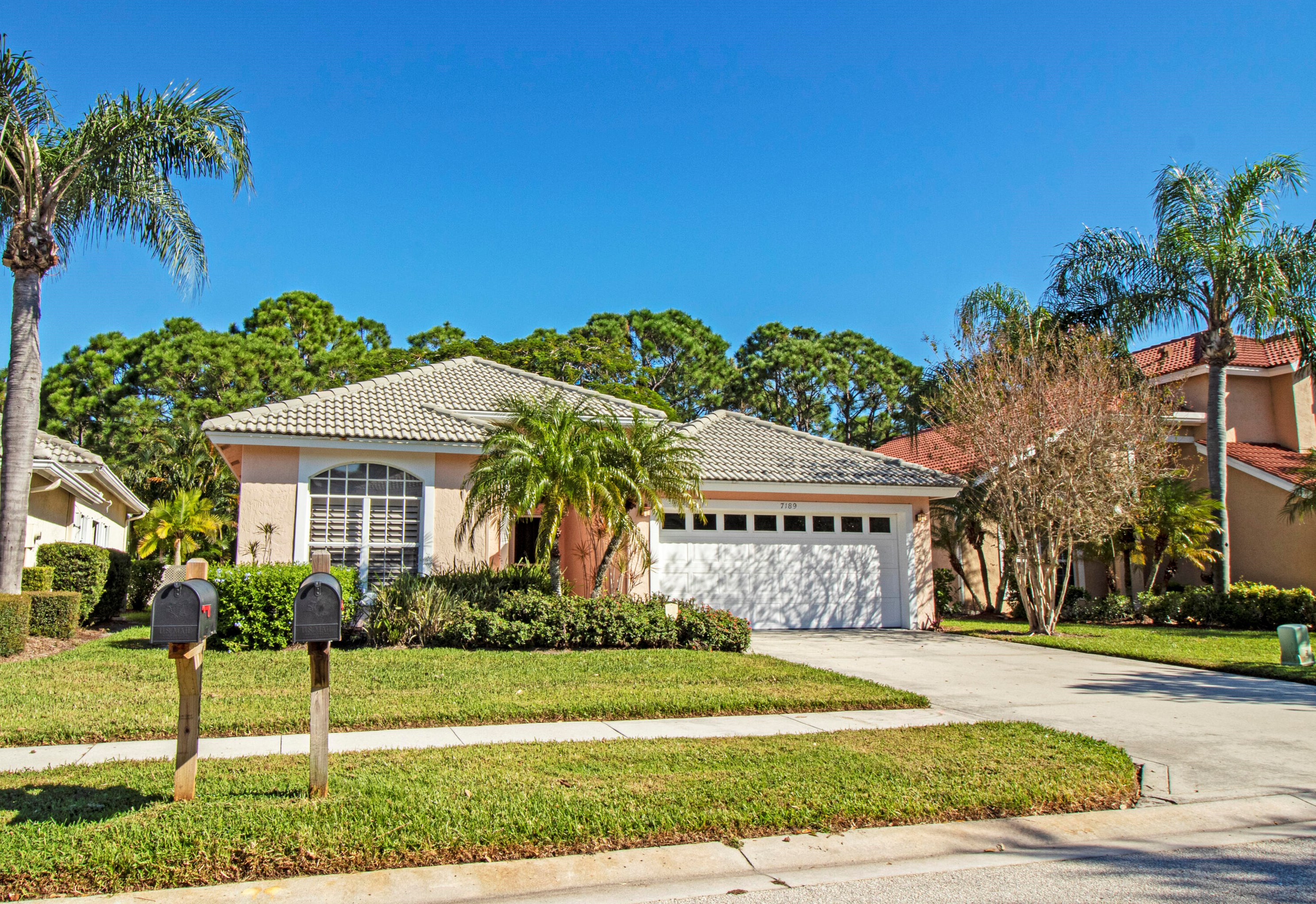 7189 Seagate Ln, Stuart, FL 34997-2160