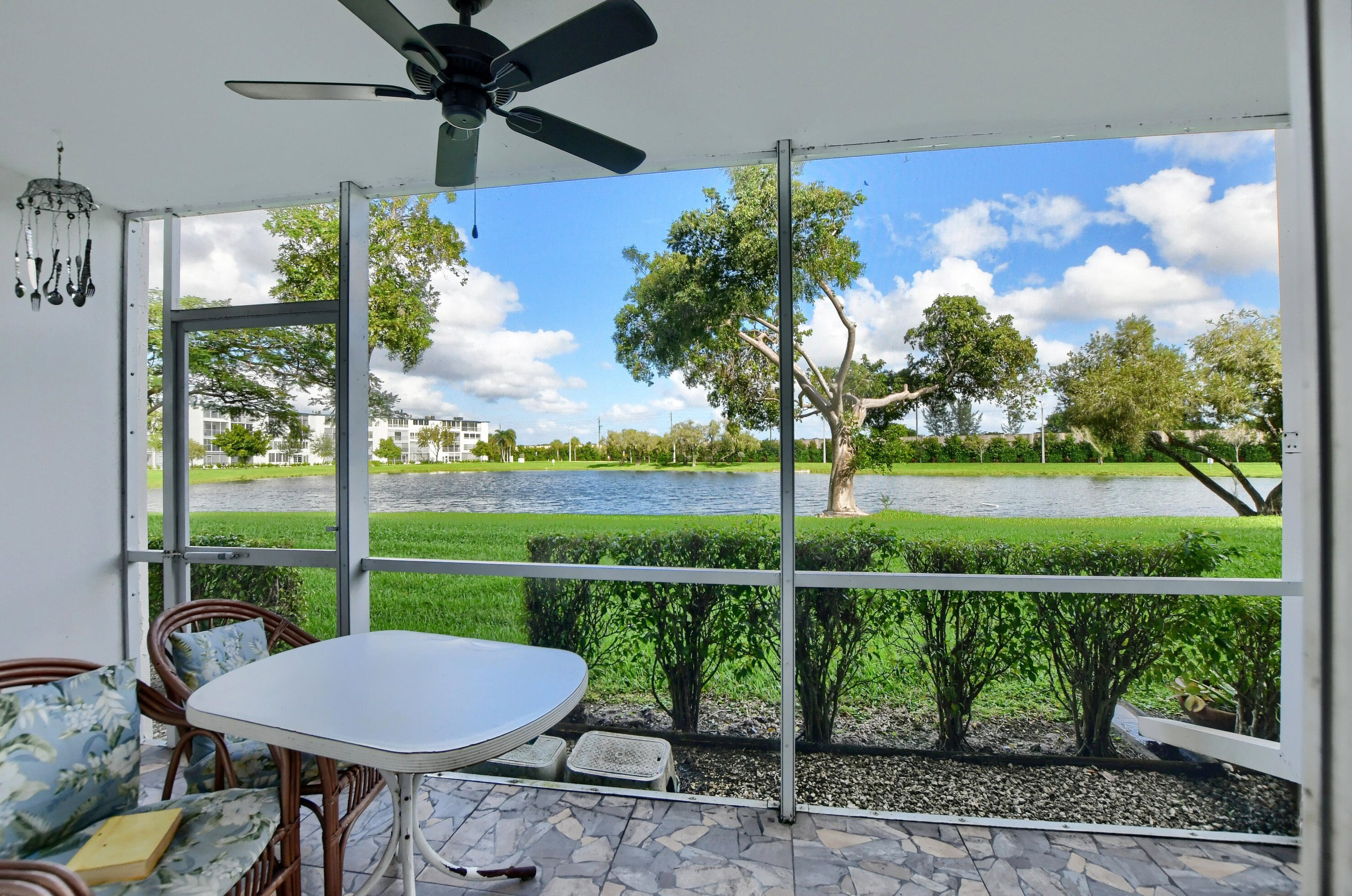 1016 Hythe A, Boca Raton FL 33434-4603 exterior