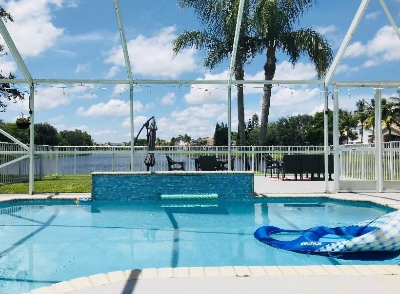 6513 Columbia Ave, Lake Worth, FL 33467-7365