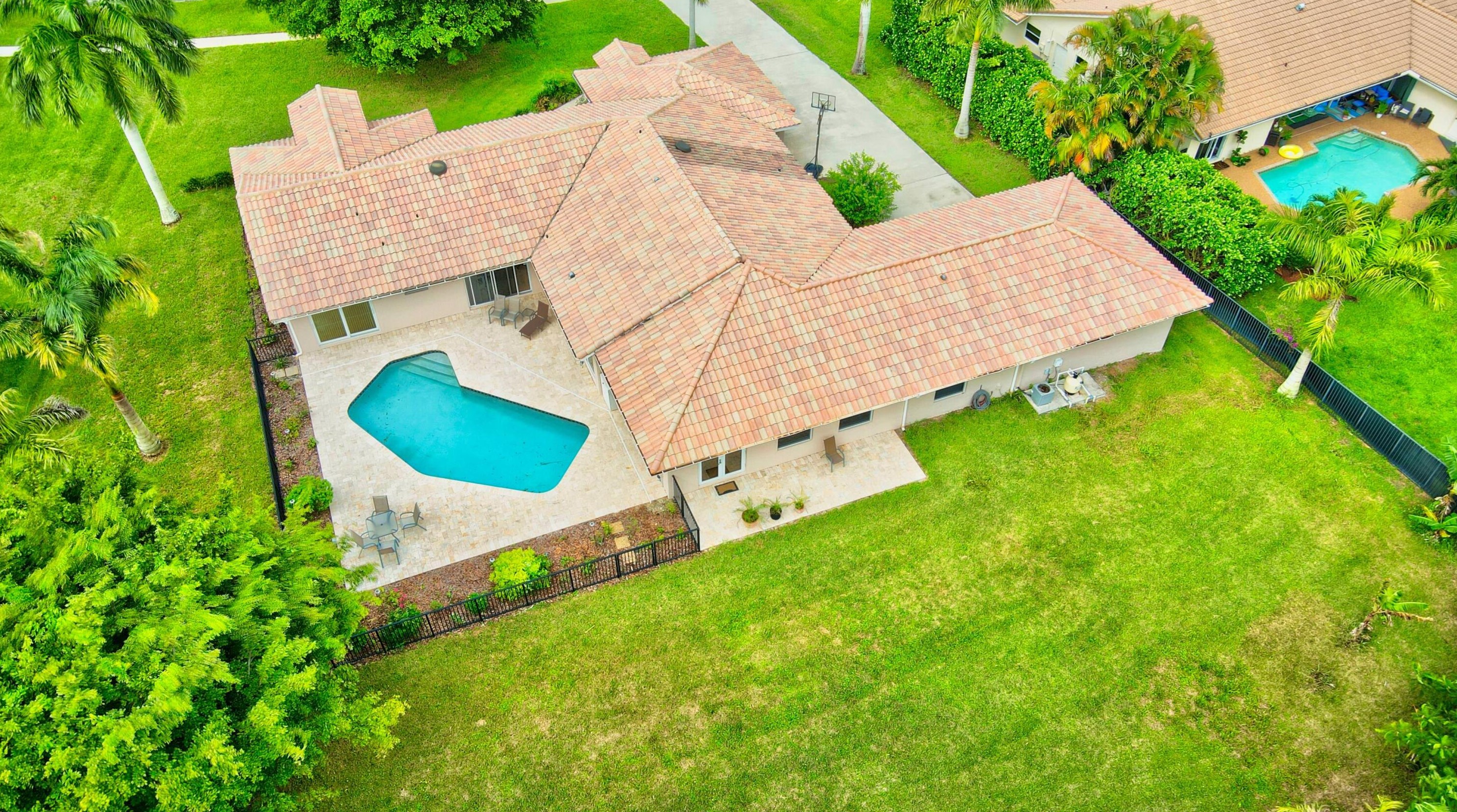 21286 Sweetwater Ln, Boca Raton, FL 33428-1022