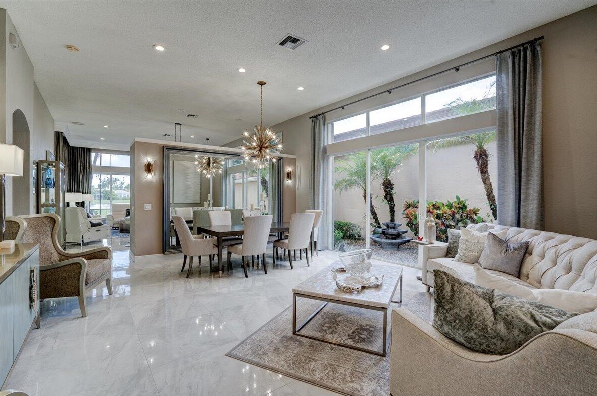 4258 Imperial Isle Dr, Lake Worth FL  33449-8645 exterior