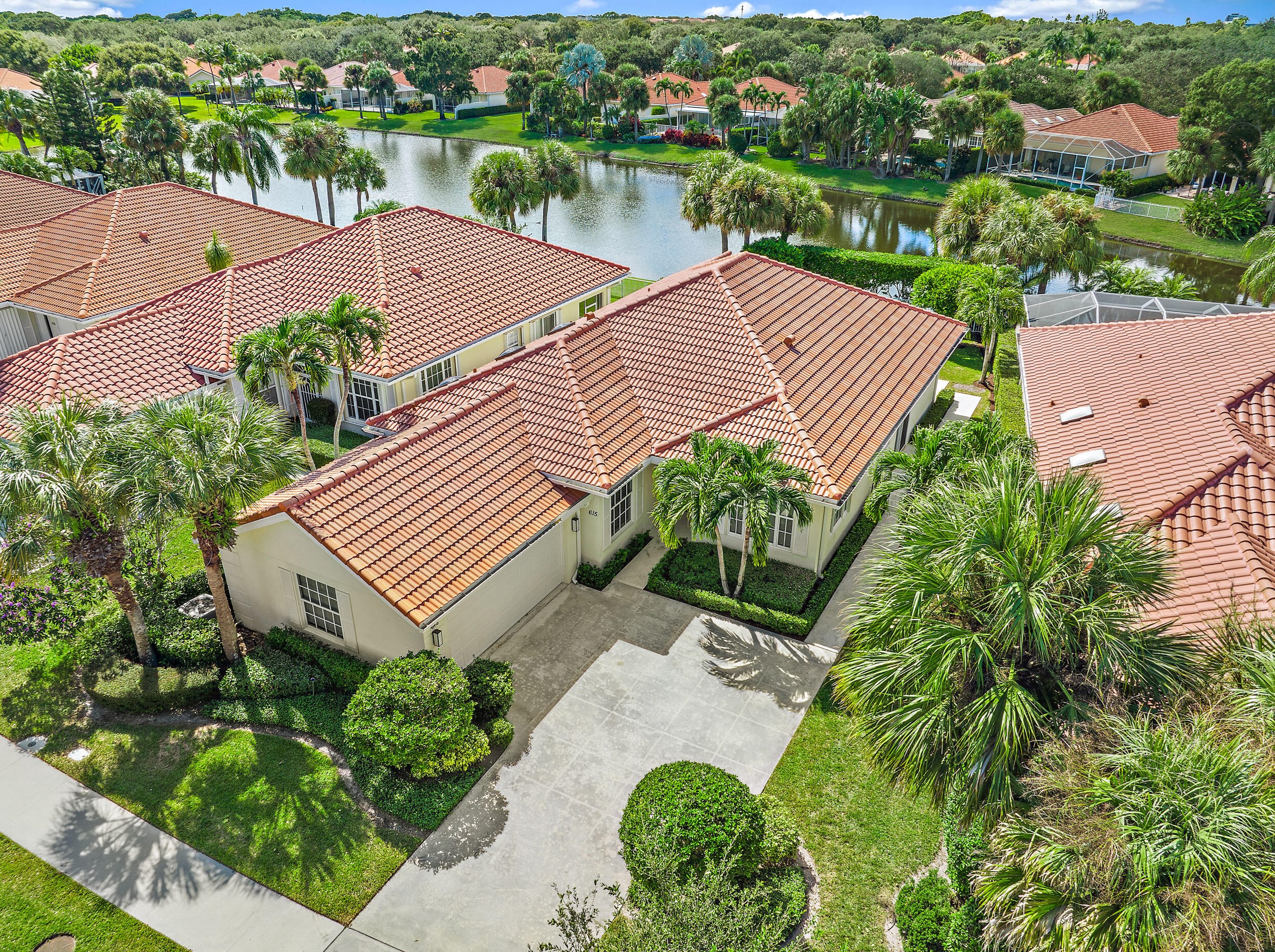 615 Rosa Ct, West Palm Beach FL  33410-4502 exterior