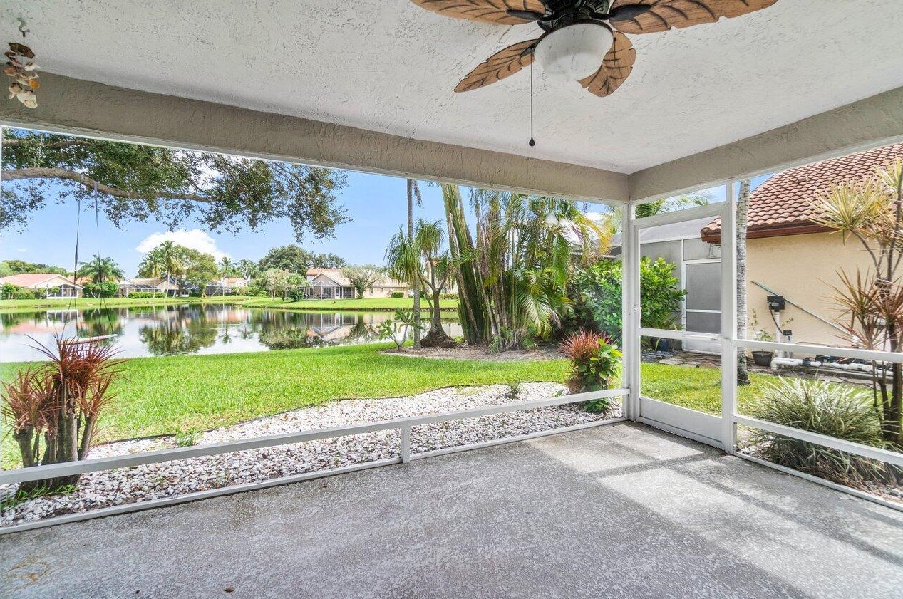 8593 Tourmaline Blvd, Boynton Beach FL  33472-2421 exterior