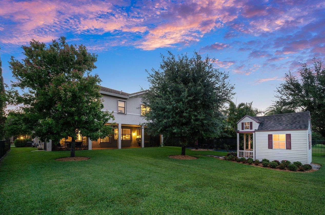 9511 Equus Cir, Boynton Beach, FL 33472