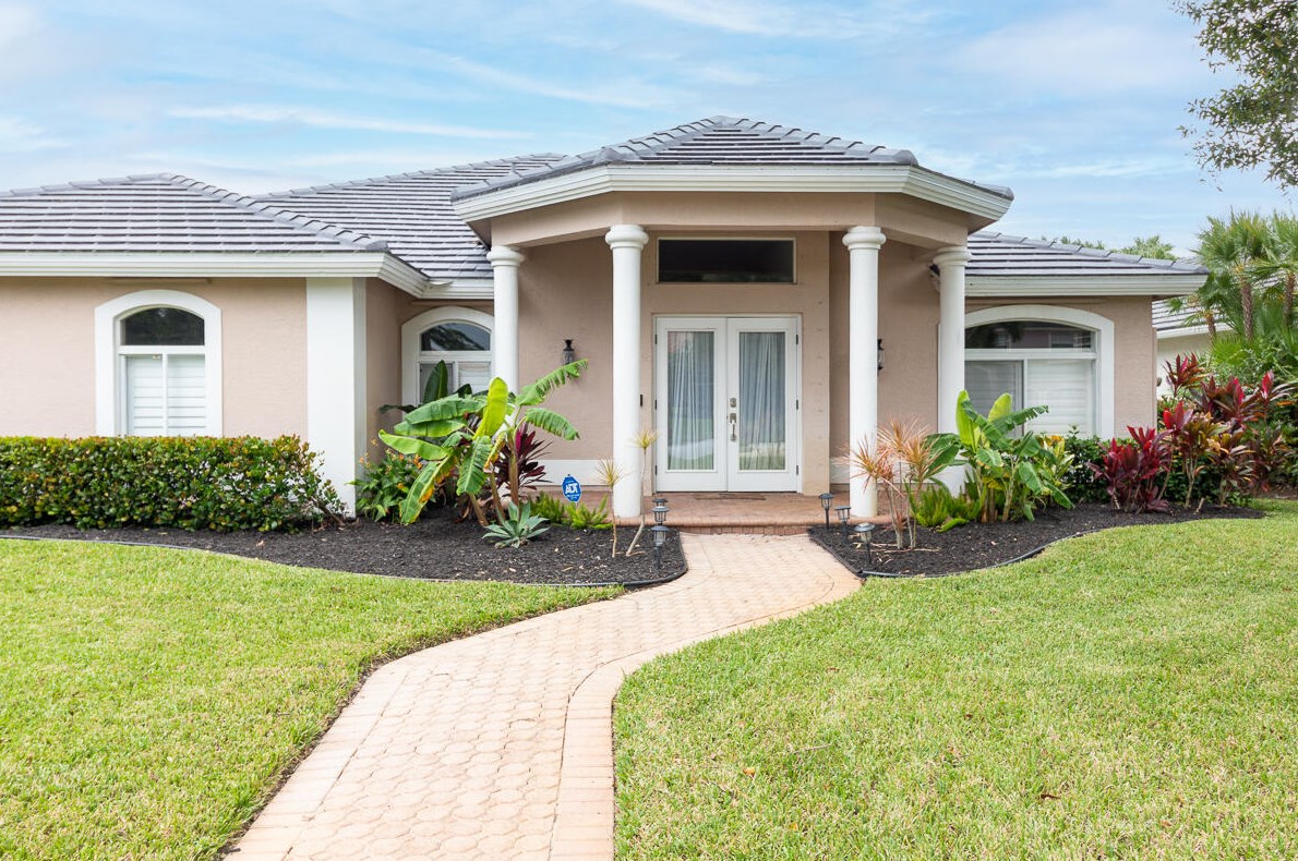 5011 Sw Elk River Ct, Palm City, FL 34990