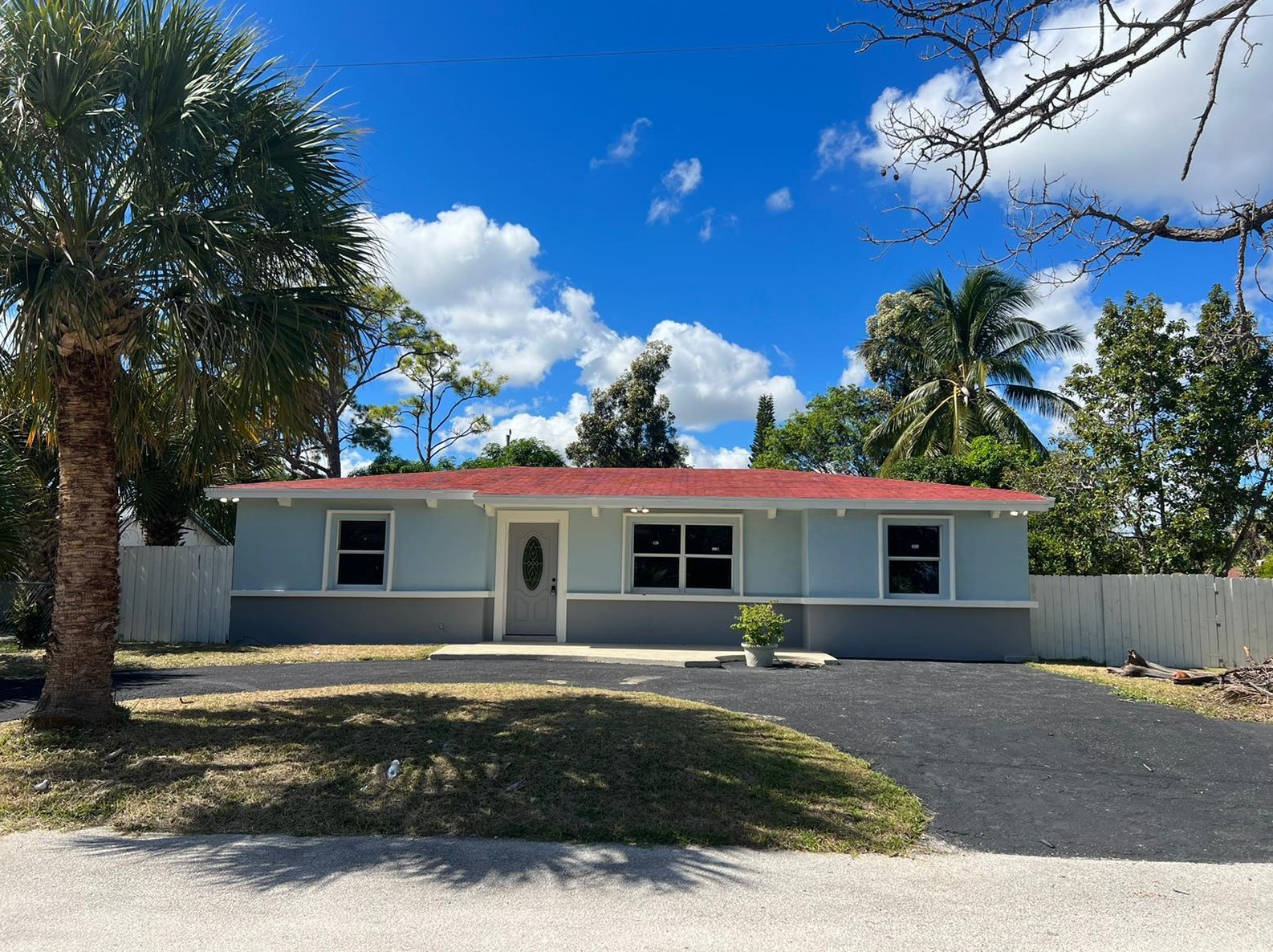 4728 Gardenette St, West Palm Beach, FL 33415