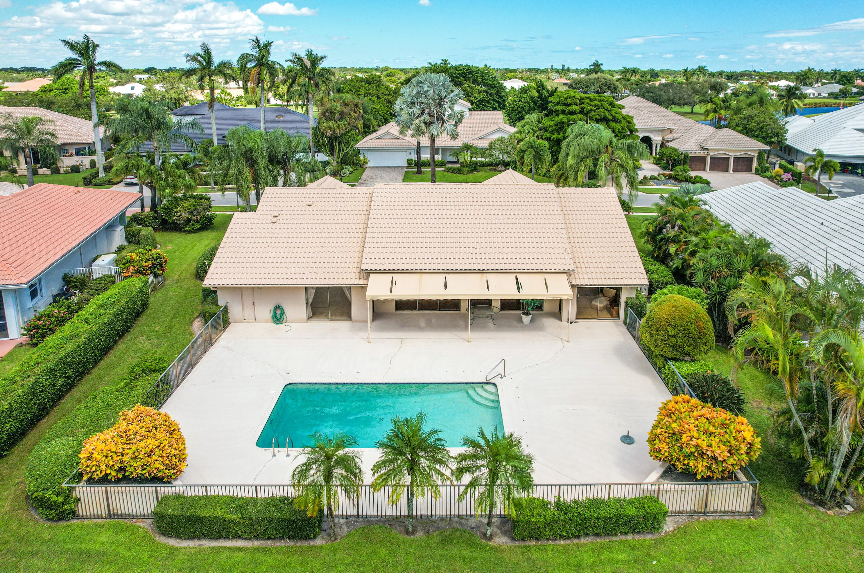 4548 Bocaire Blvd, Boca Raton FL  33487-1155 exterior