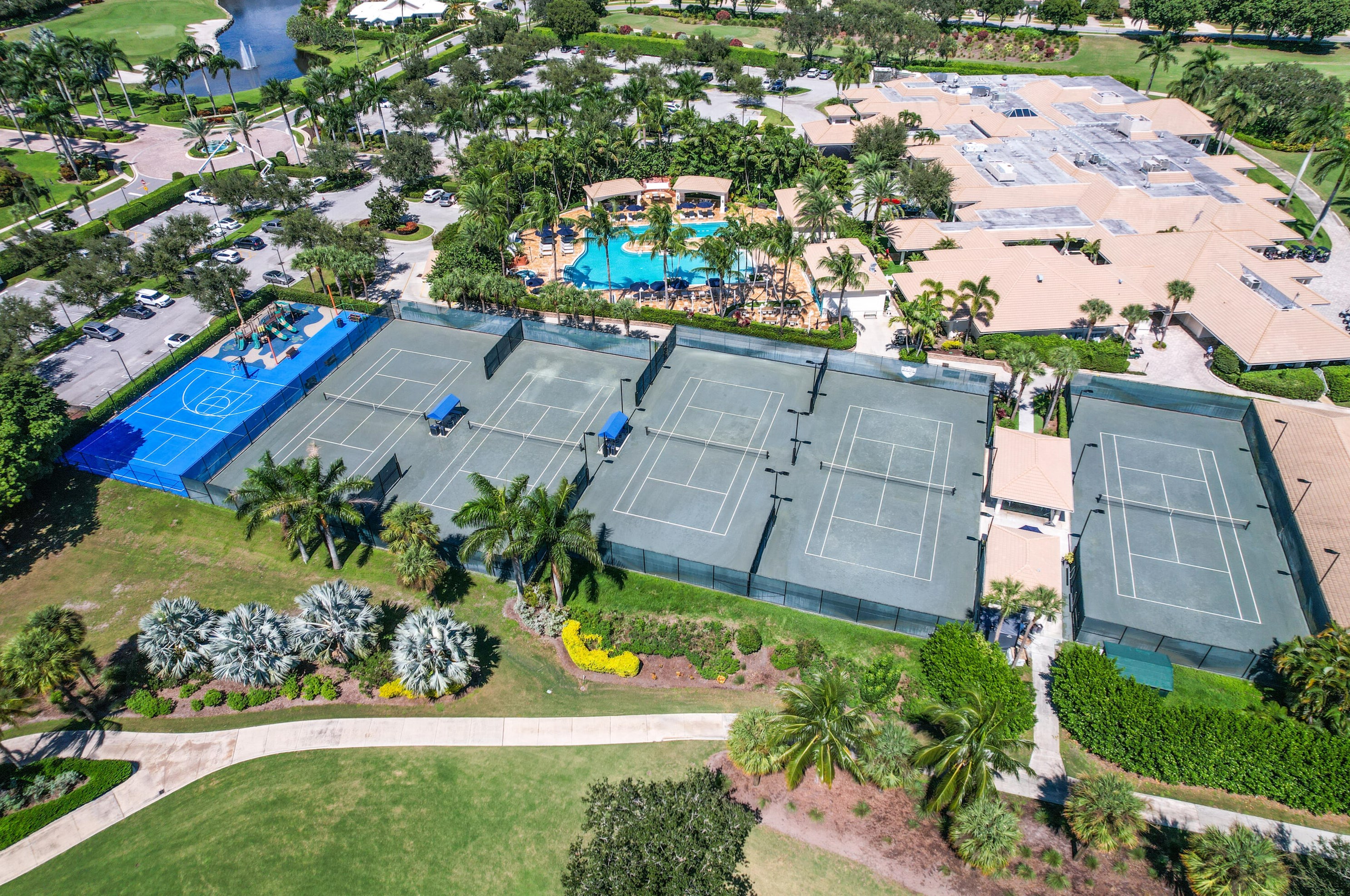 4548 Bocaire Blvd, Boca Raton FL  33487-1155 exterior