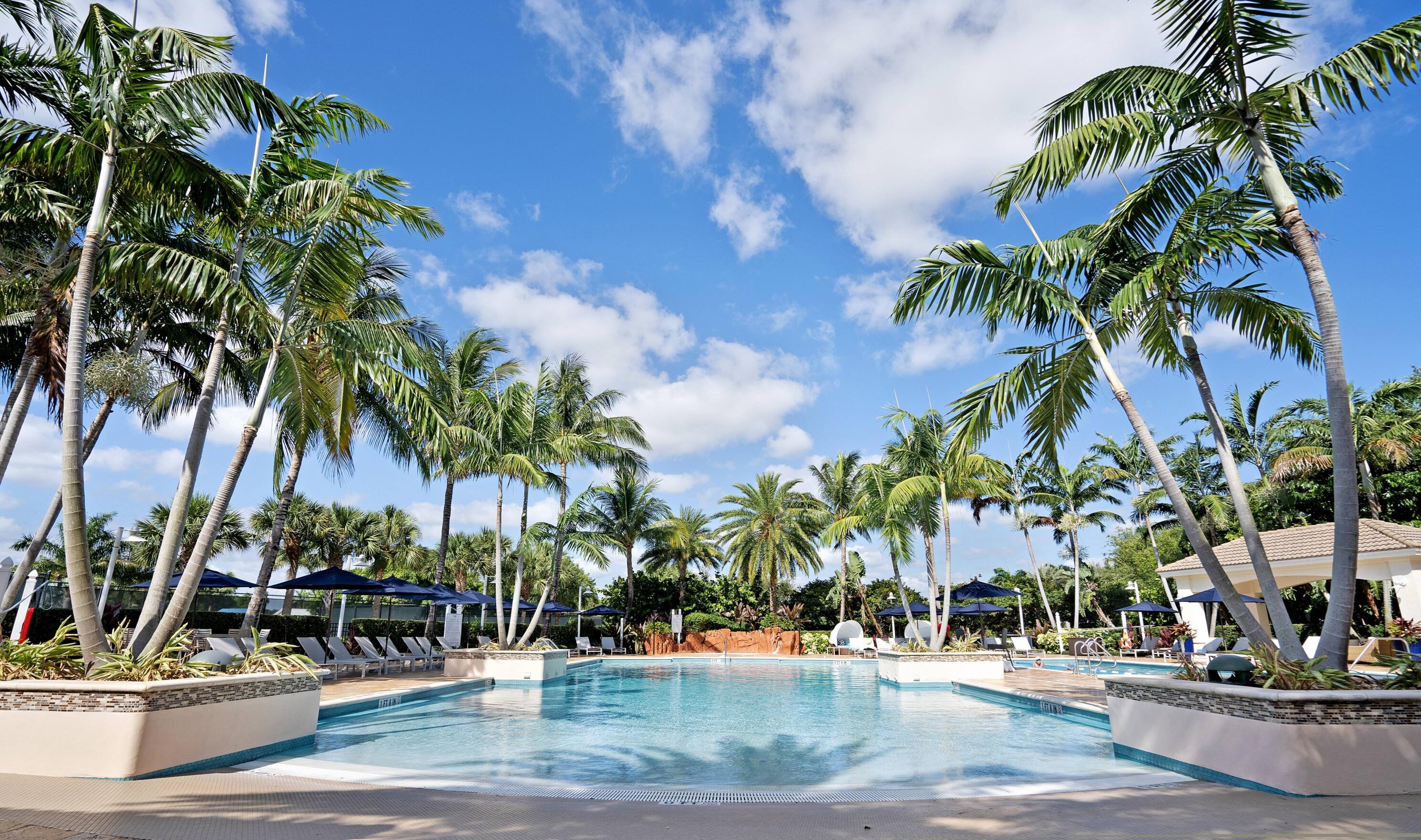 4548 Bocaire Blvd, Boca Raton FL  33487-1155 exterior