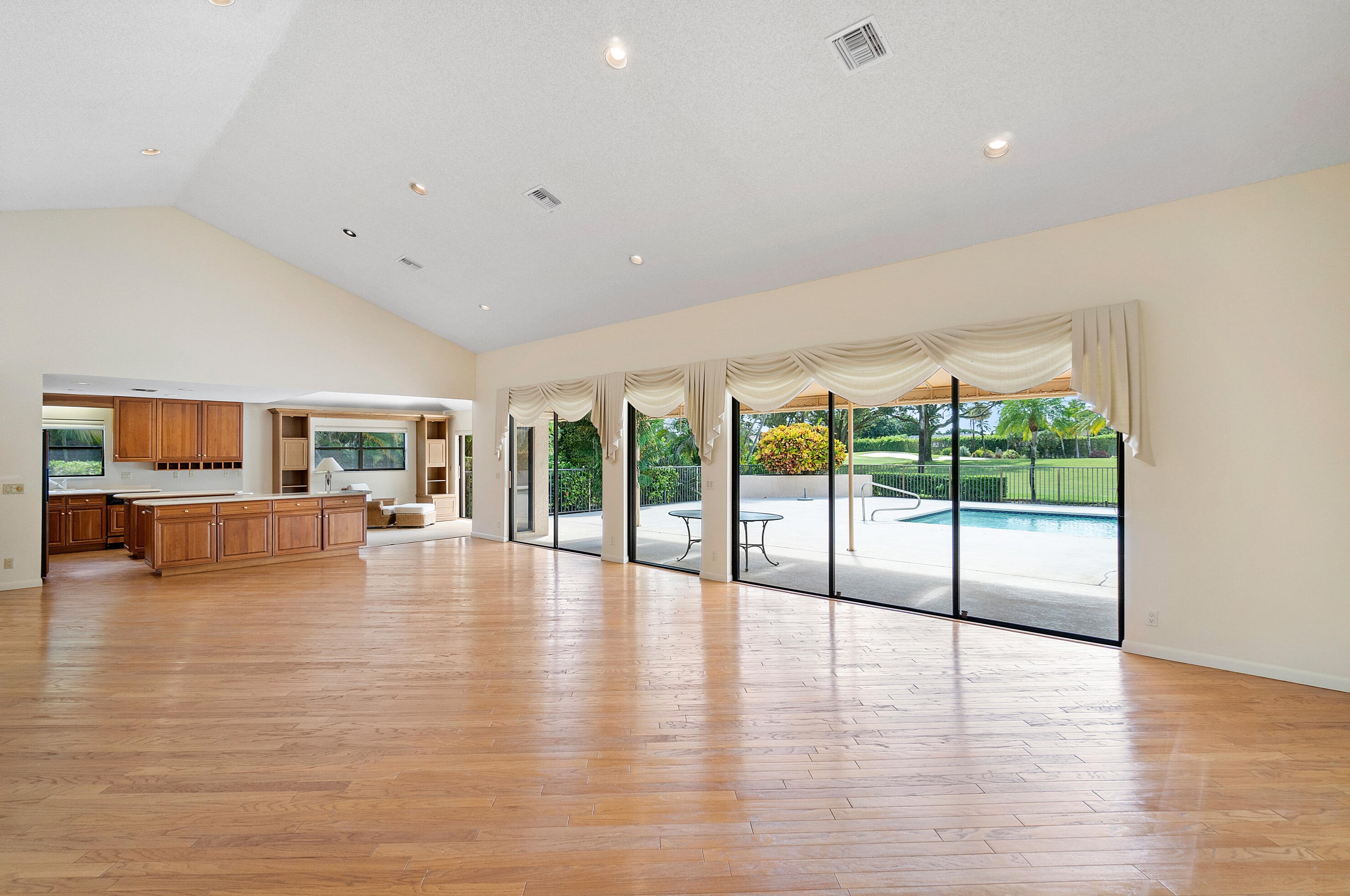 4548 Bocaire Blvd, Boca Raton FL  33487-1155 exterior