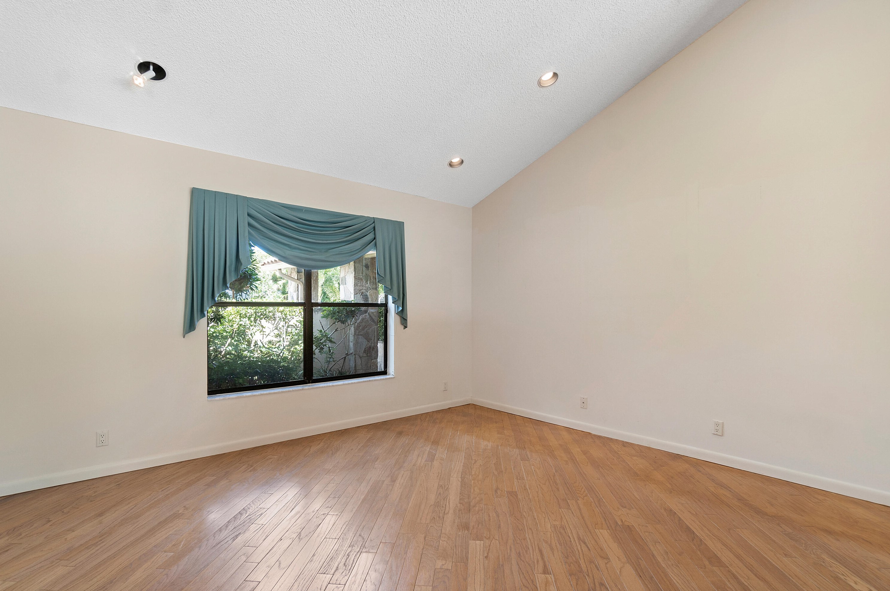 4548 Bocaire Blvd, Boca Raton FL  33487-1155 exterior