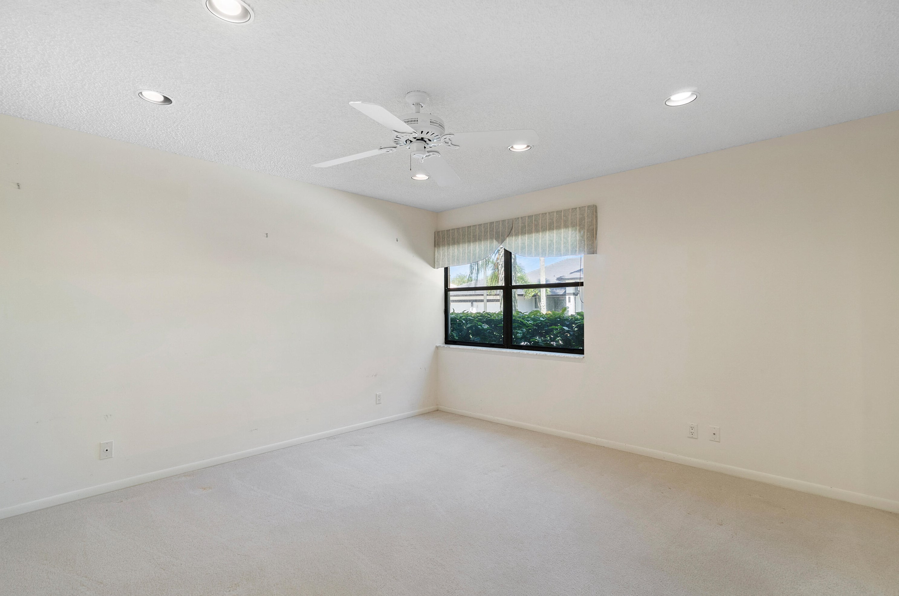 4548 Bocaire Blvd, Boca Raton FL  33487-1155 exterior