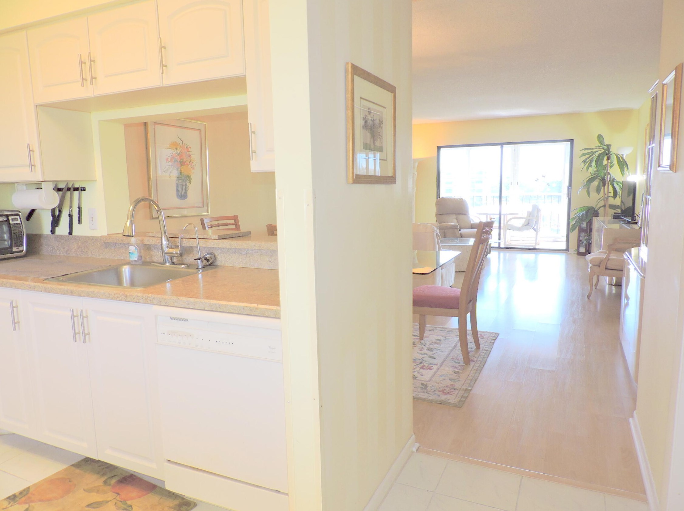 7076 Huntington Ln #602, Delray Beach, FL 33446