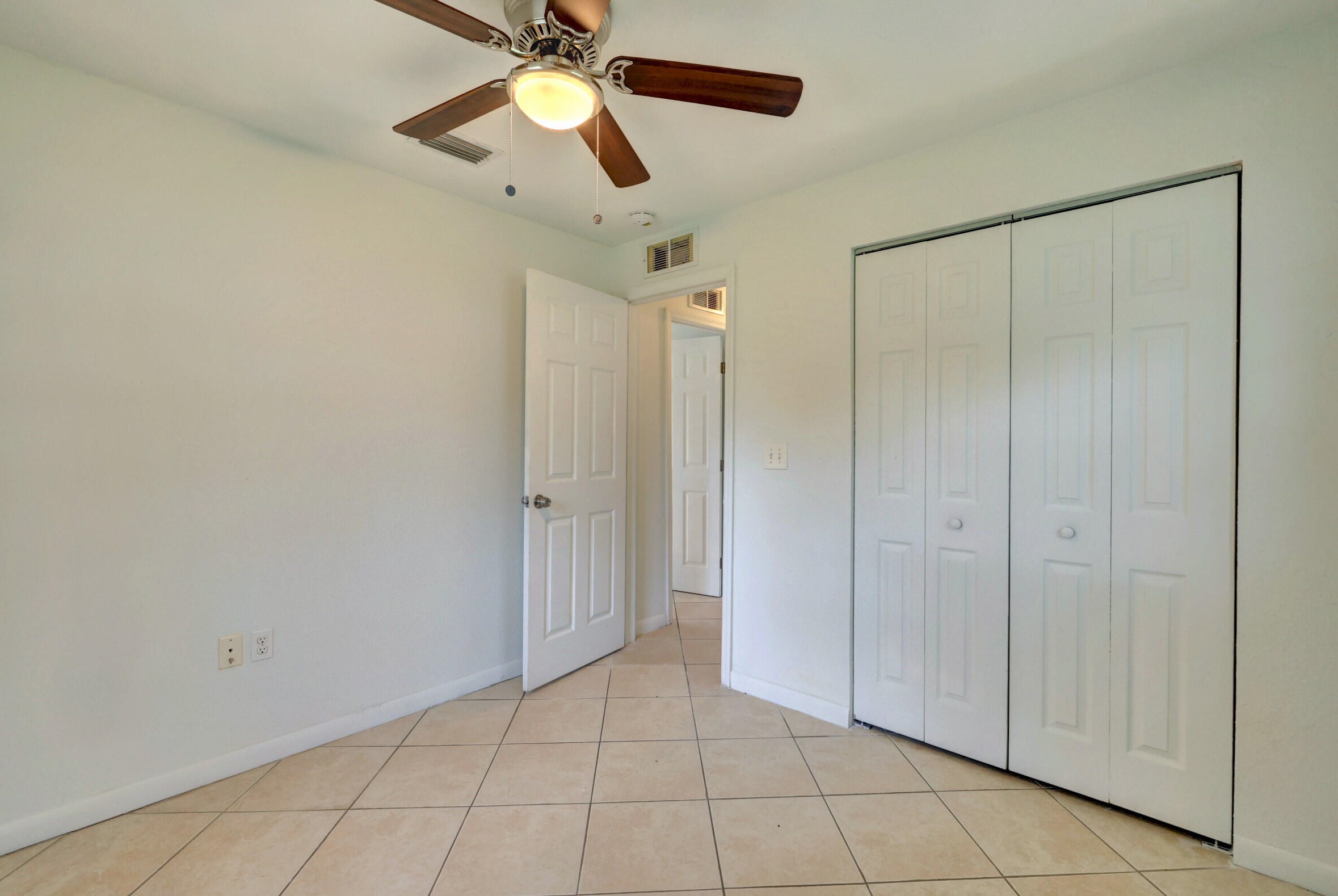 1305 15th Ave, Okeechobee FL  34972-3057 exterior