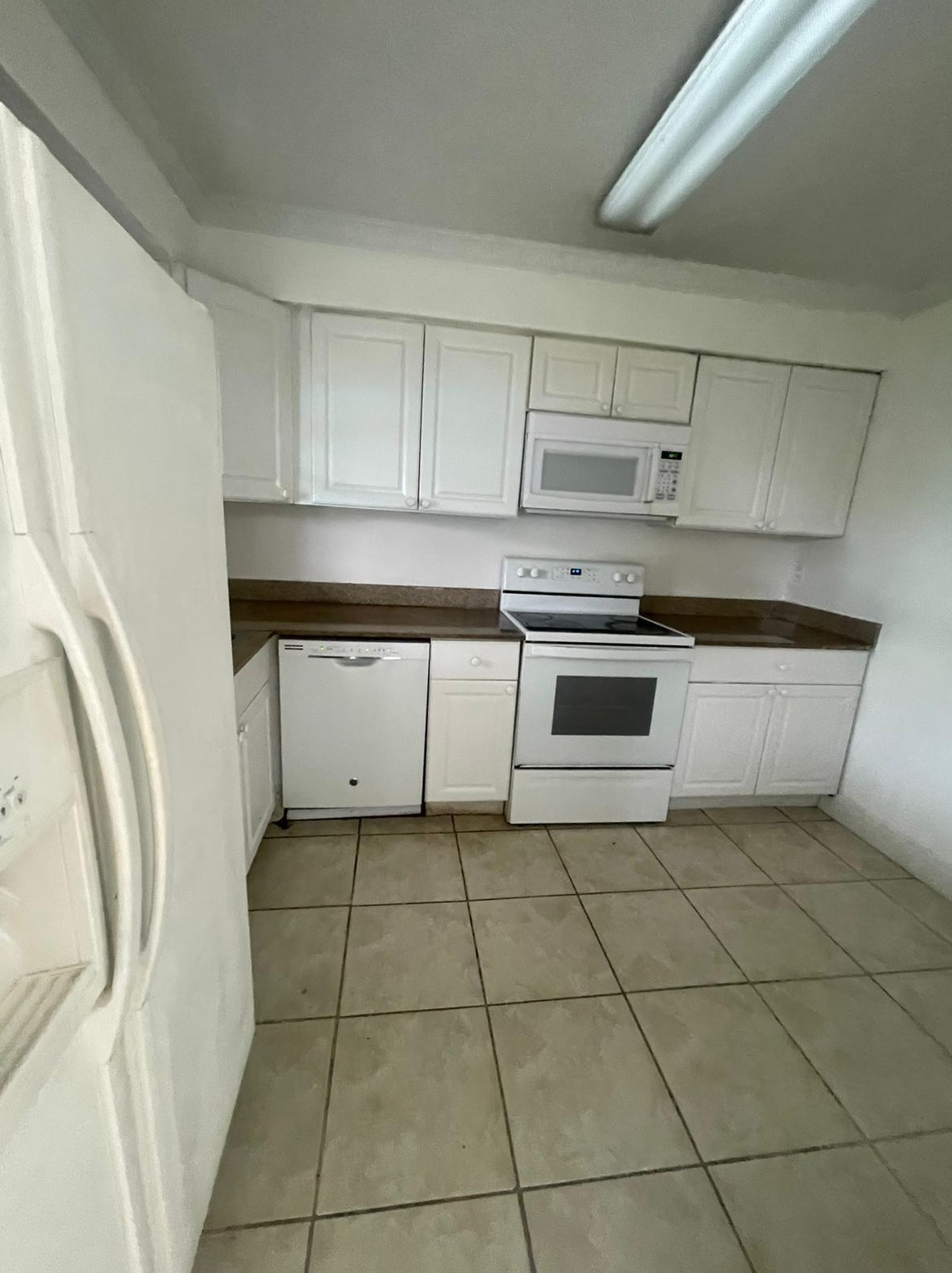 3104 Poolside Dr, Lake Worth, FL 33463-2653