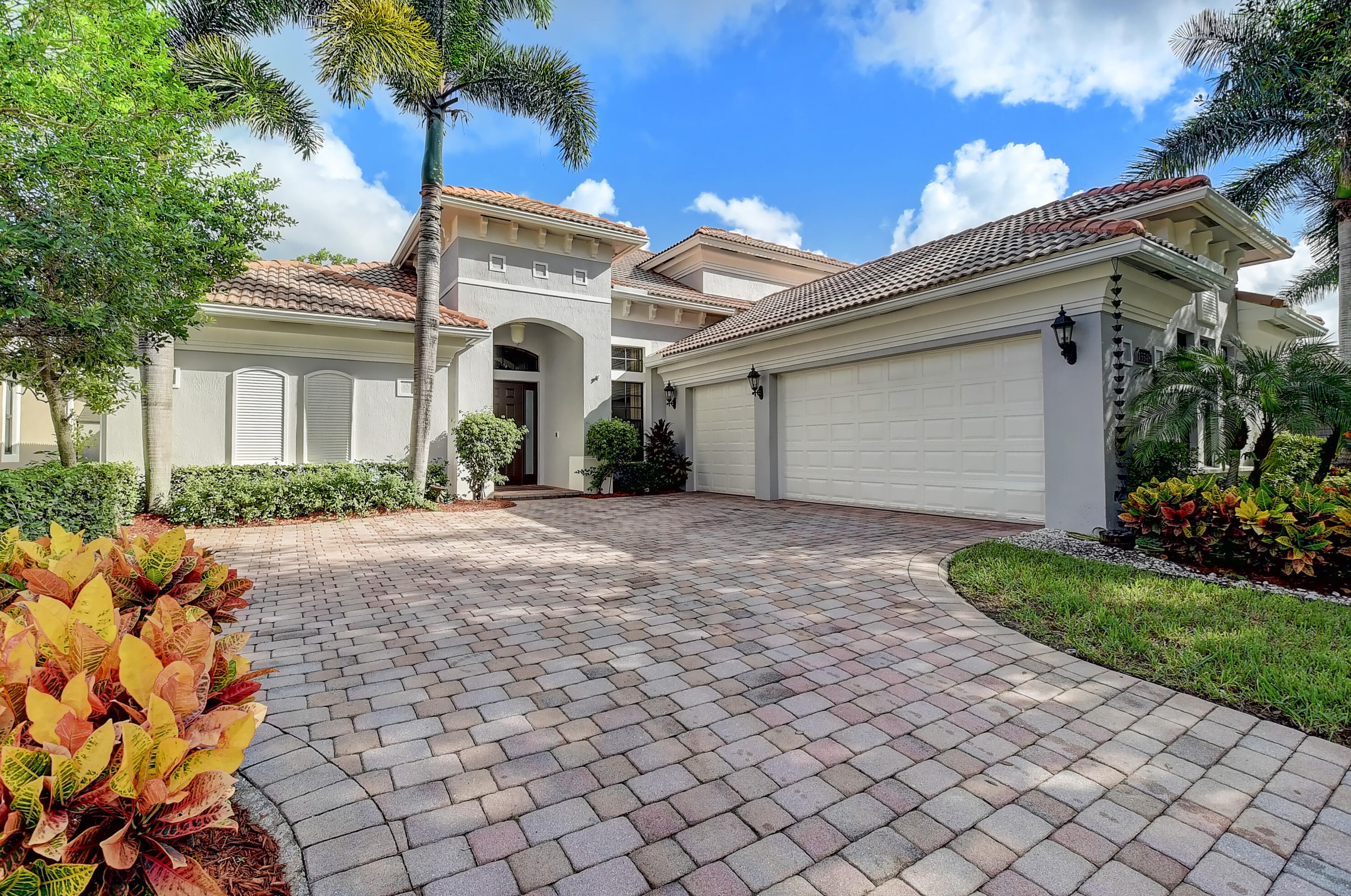 15548 Glencrest Ave, Delray Beach, FL 33446
