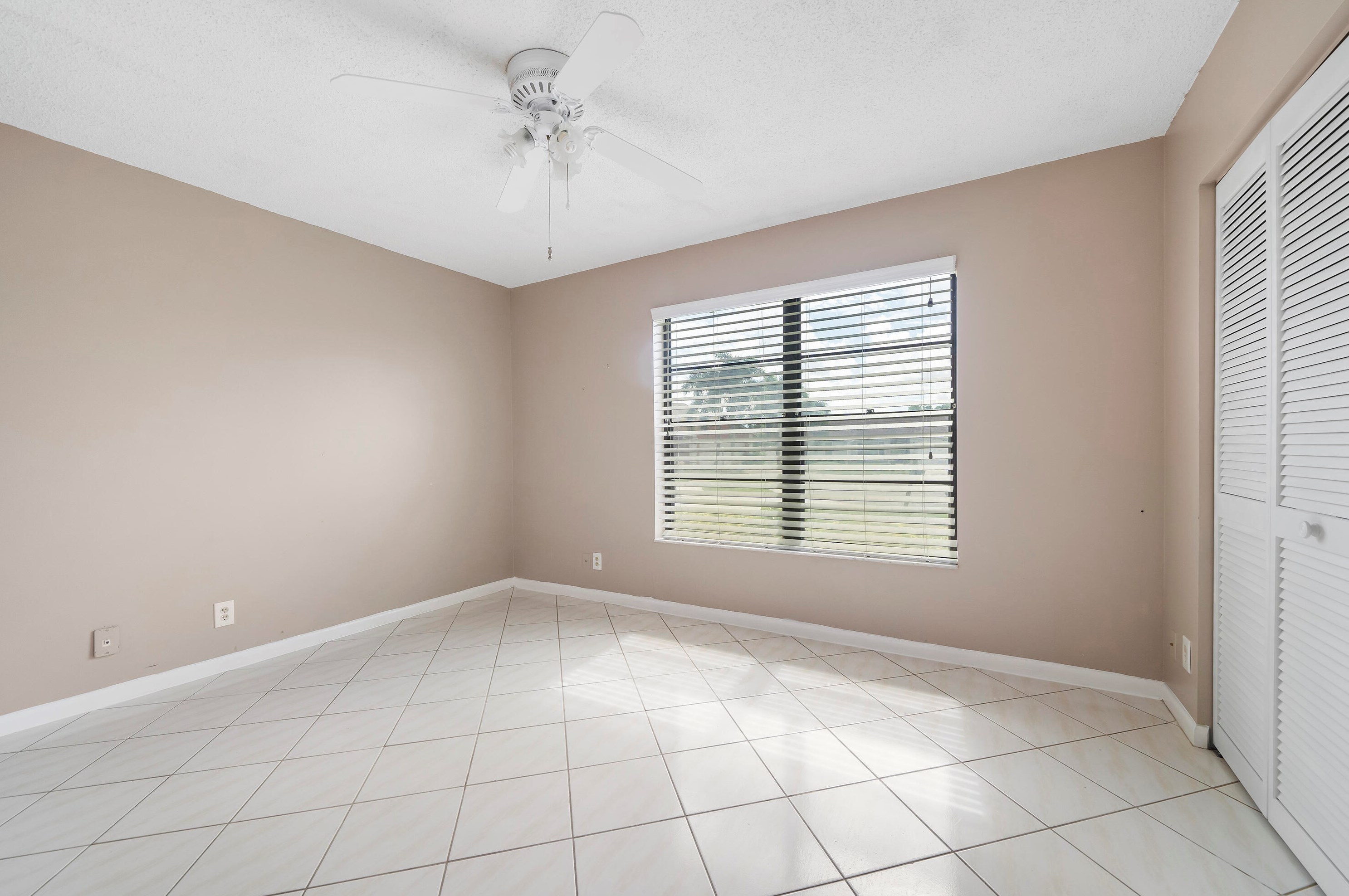 8781 Placid Ter, Lake Worth FL  33467-1718 exterior