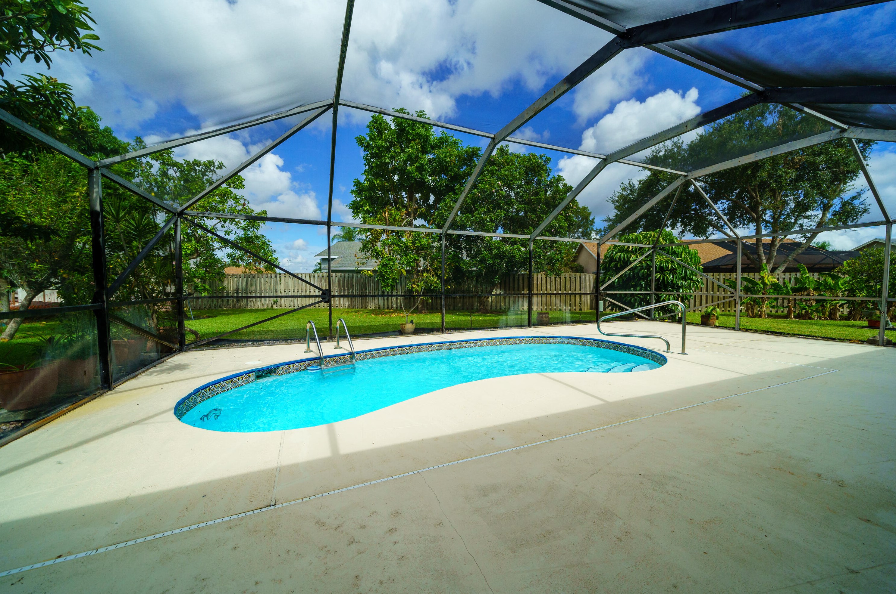 8781 Placid Ter, Lake Worth FL  33467-1718 exterior