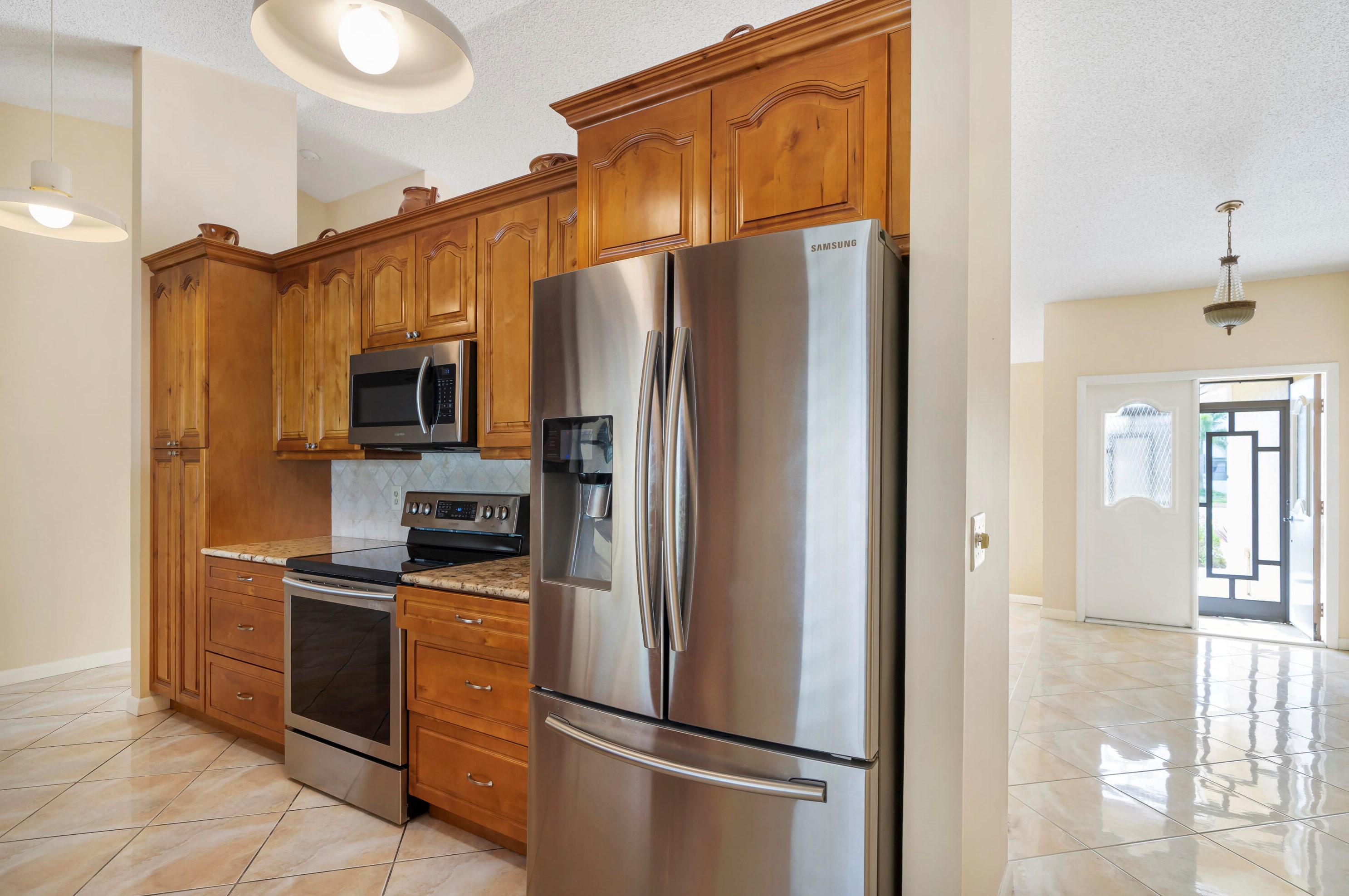 8781 Placid Ter, Lake Worth FL  33467-1718 exterior