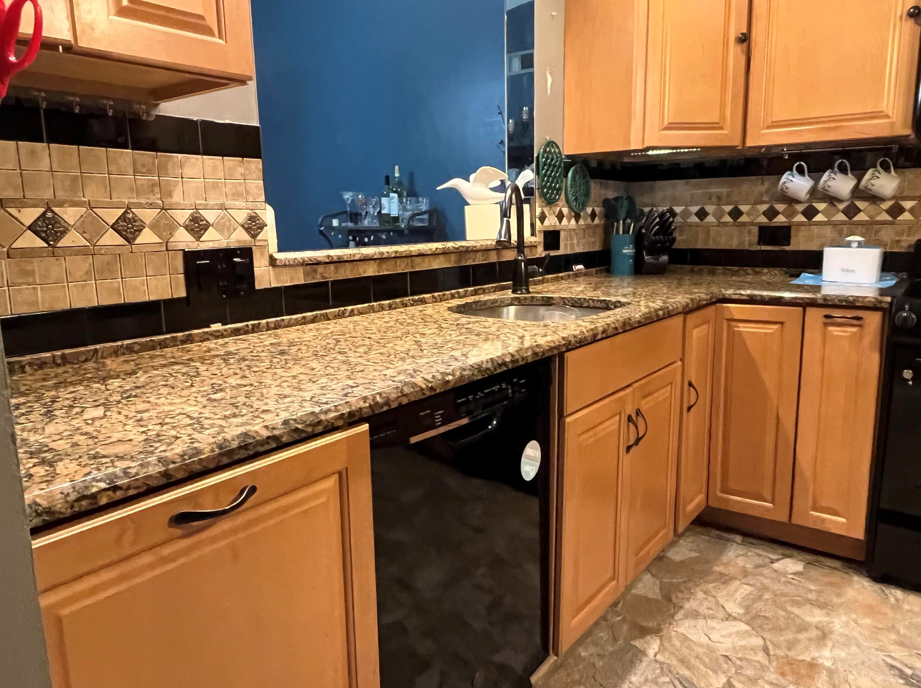 4320 Lucerne Villas Ln, Lake Worth, FL 33467-8889
