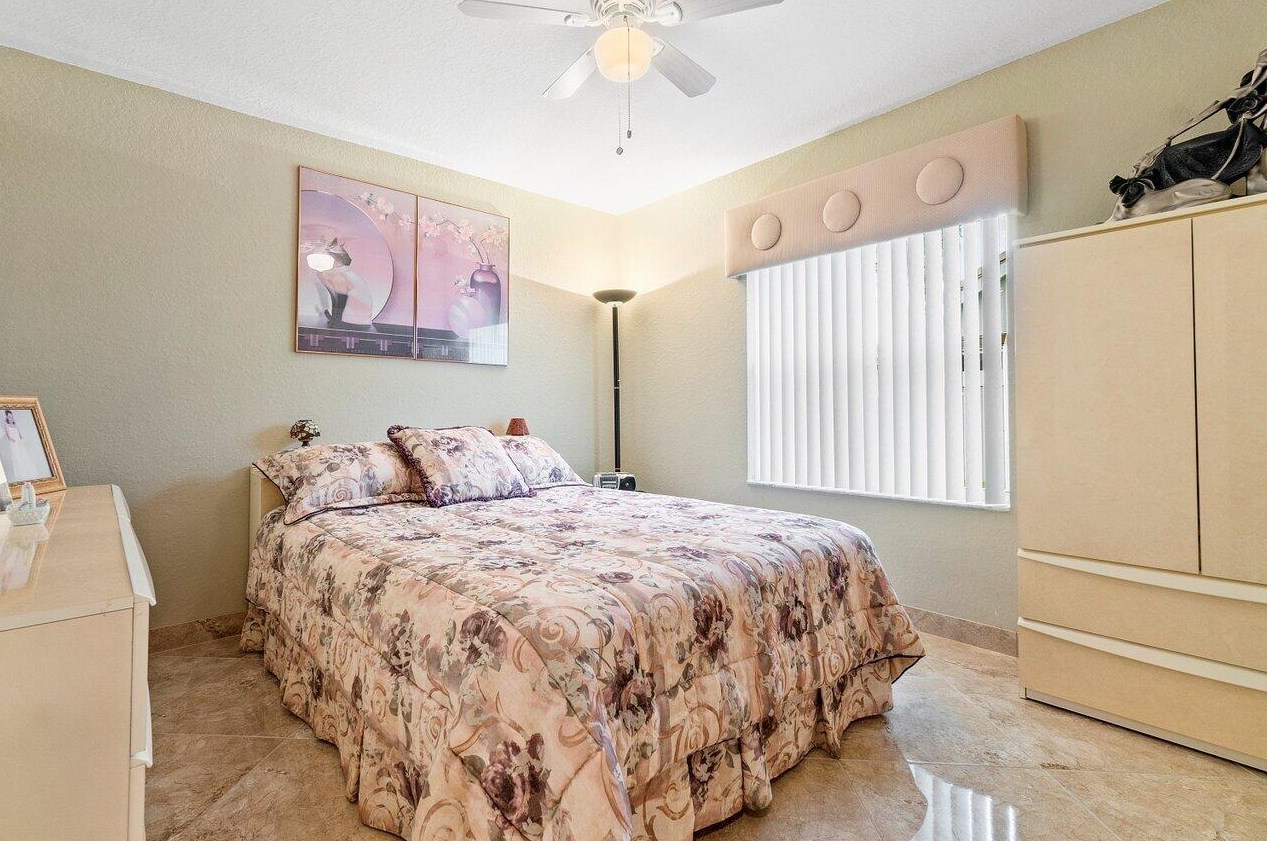 7207 Brickyard Cir, Lake Worth FL 33467-7239 exterior