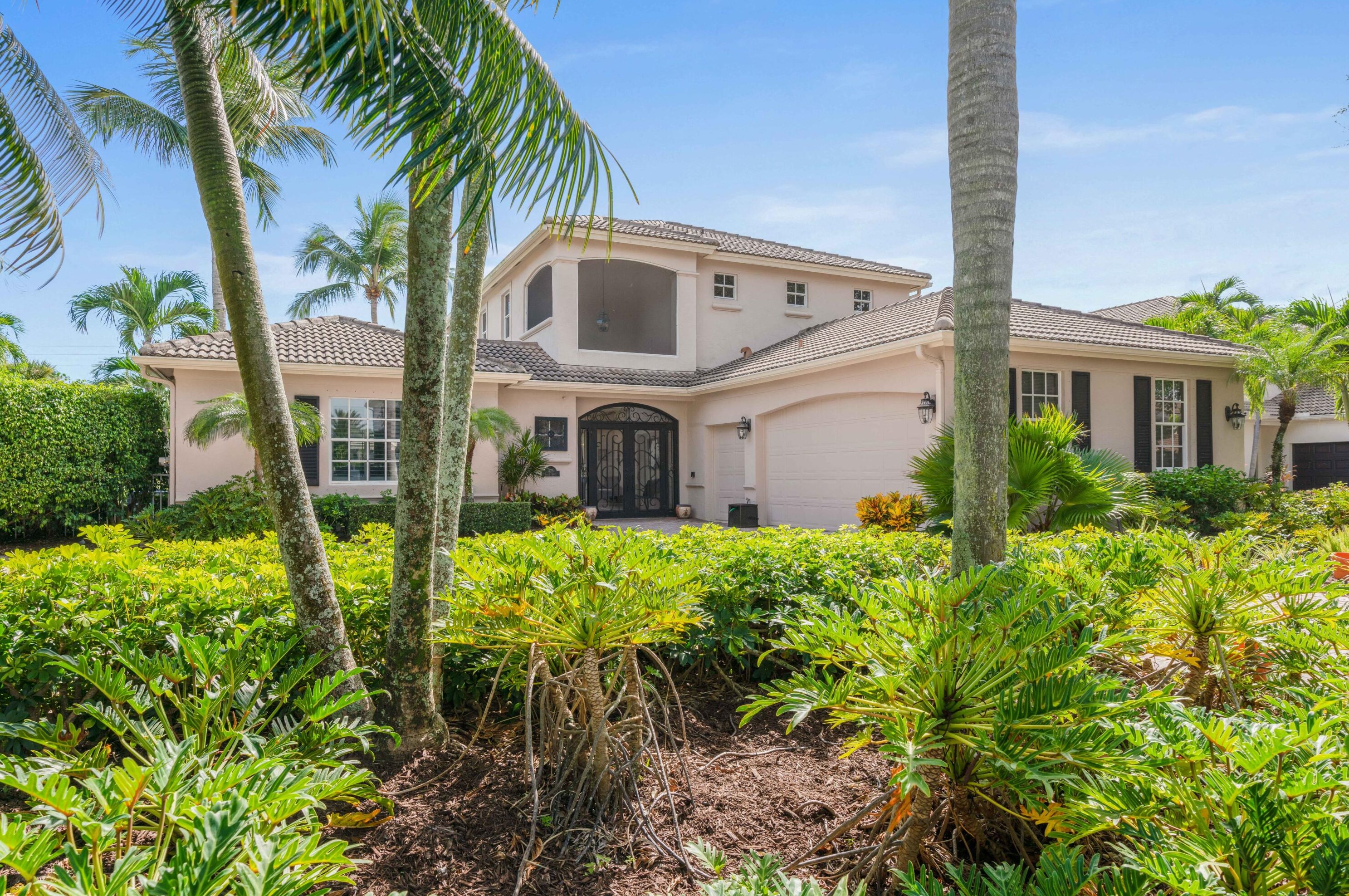 325 Eagle Dr, Jupiter, FL 33477-4100