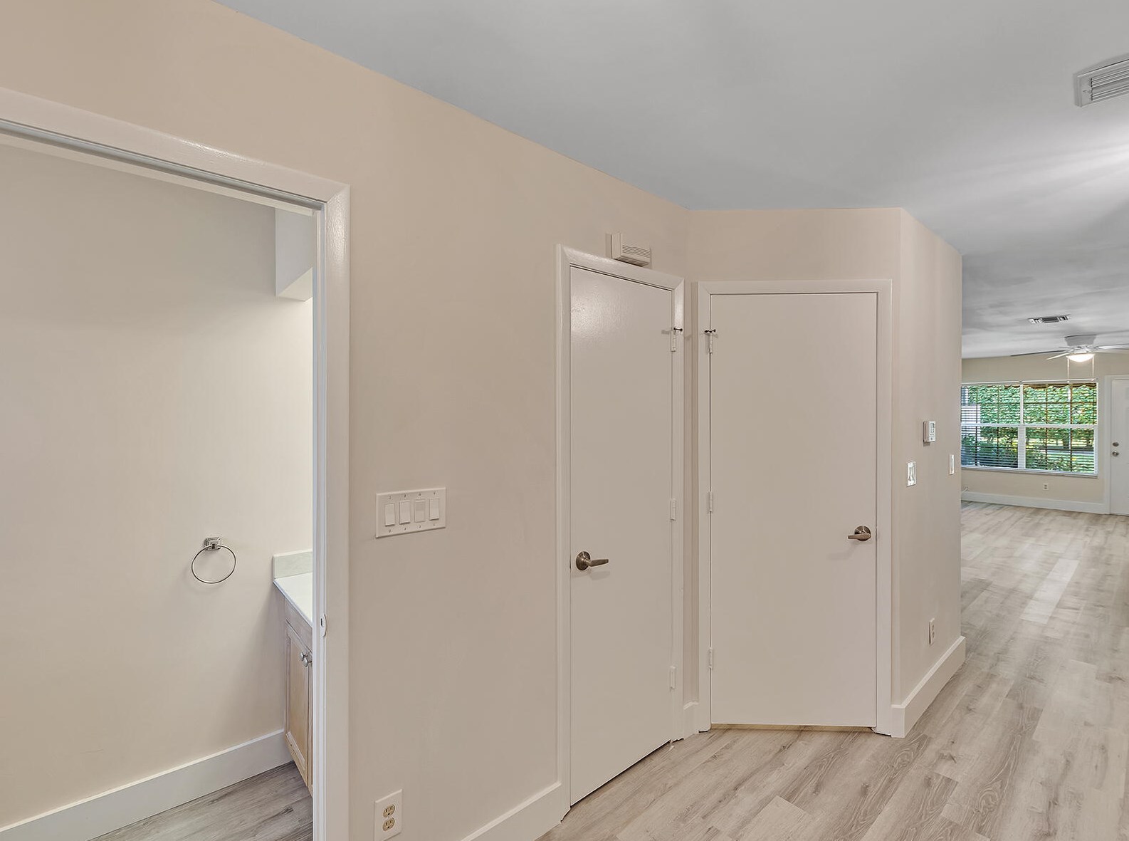 5218 Sapphire Vly, Boca Raton FL  33486-1410 exterior