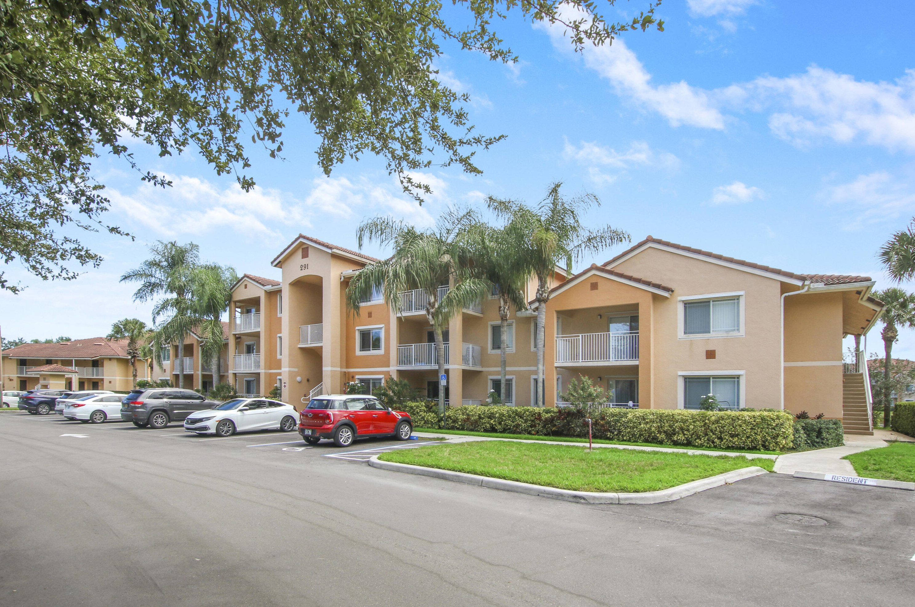 291 Sw Palm Dr #202, Fort Pierce, FL 34986