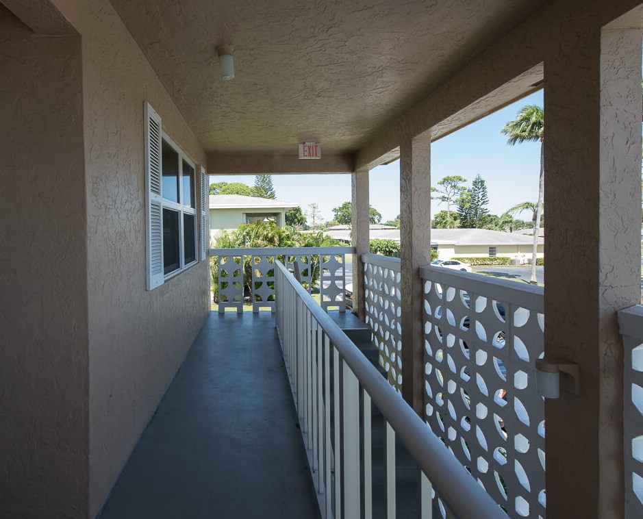 1051 Orange Terrace #204, Delray Beach, FL 33445